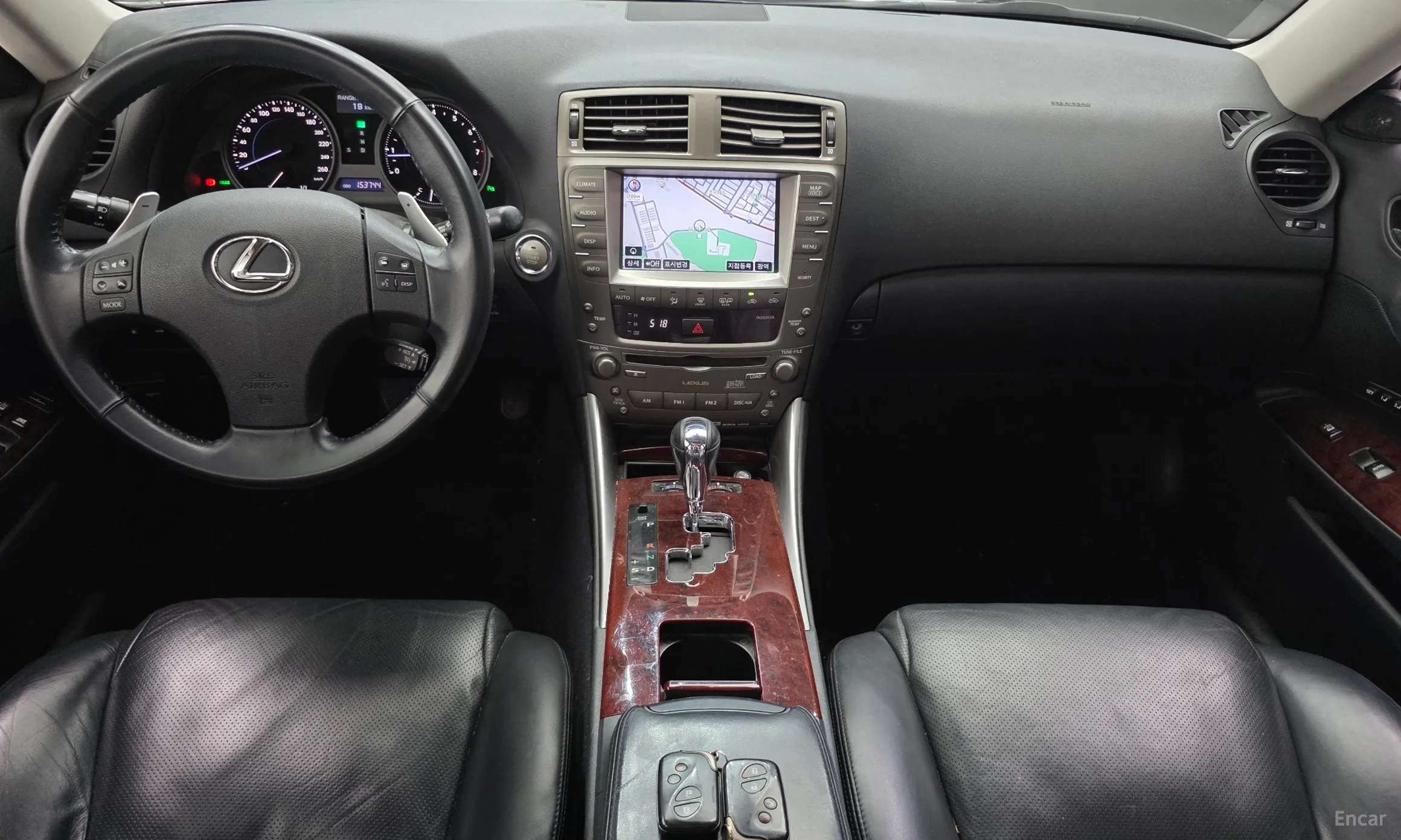 Lexus IS250 превью 7