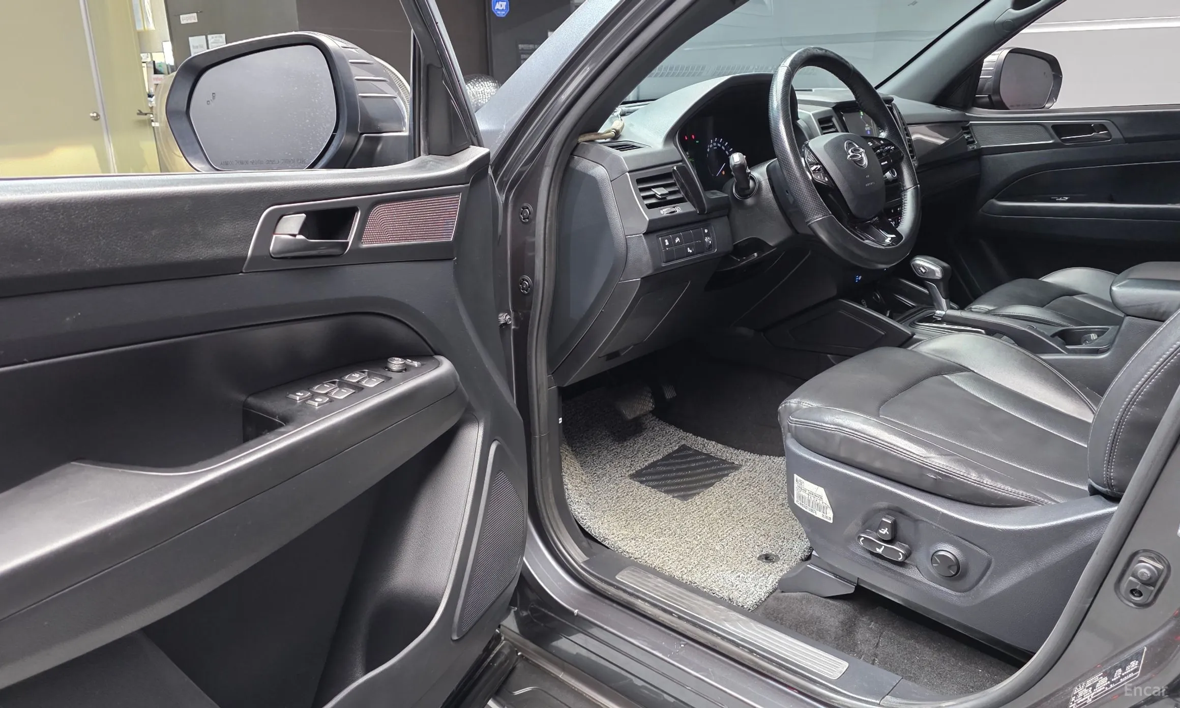 KG Mobility (SsangYong) Rexton Sports превью 10