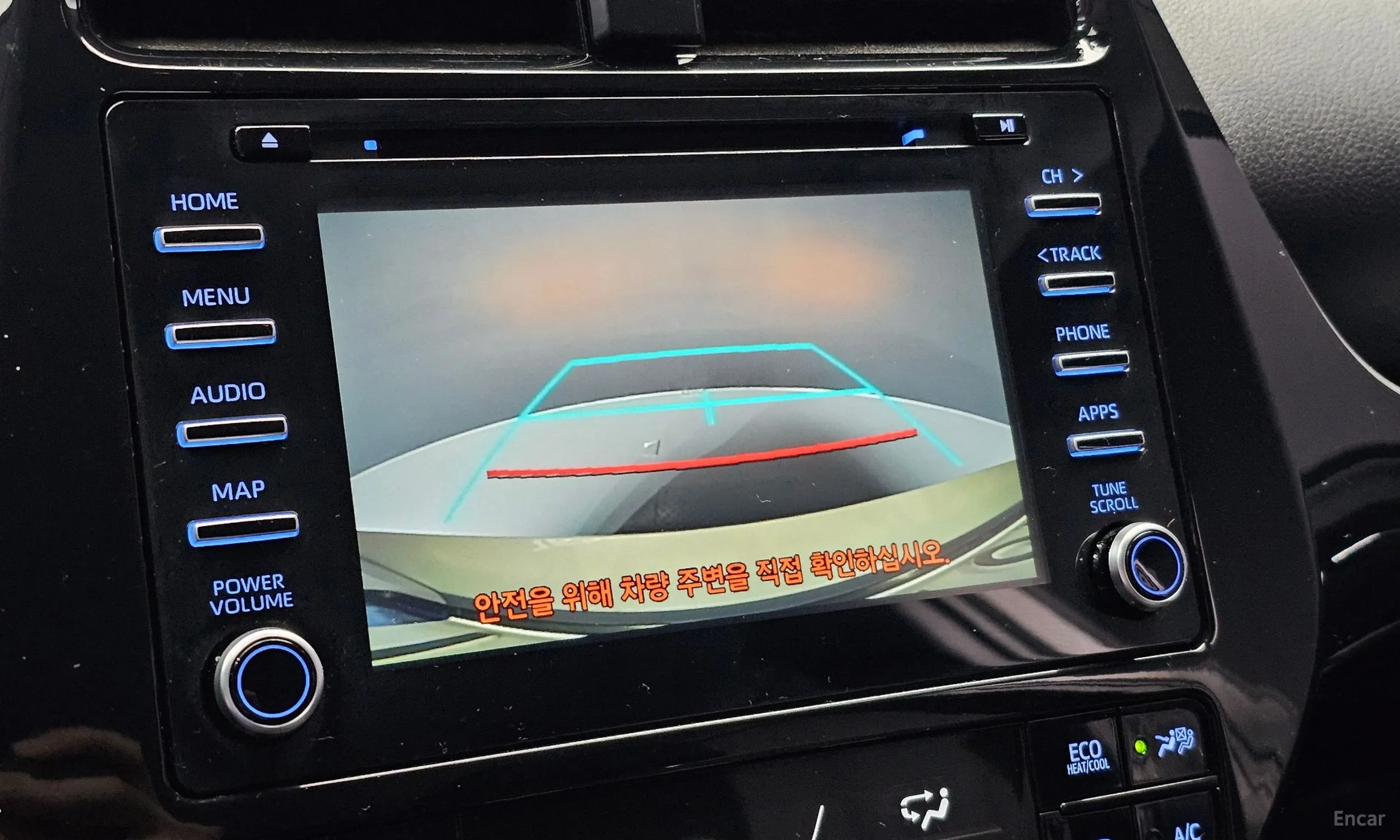 Toyota Prius 4th Generation превью 15