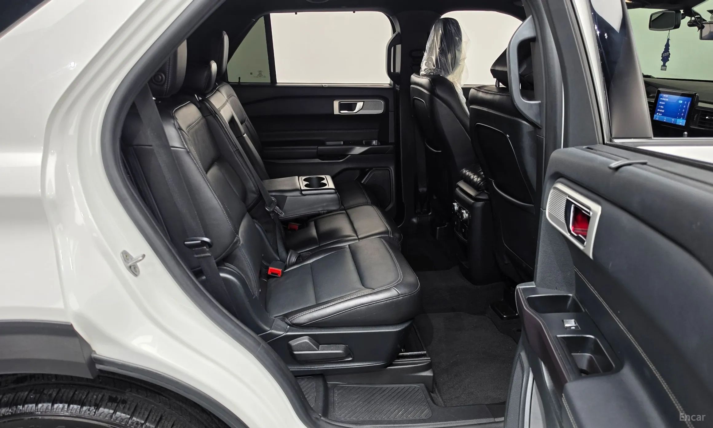 Ford Explorer 6th Generation превью 11