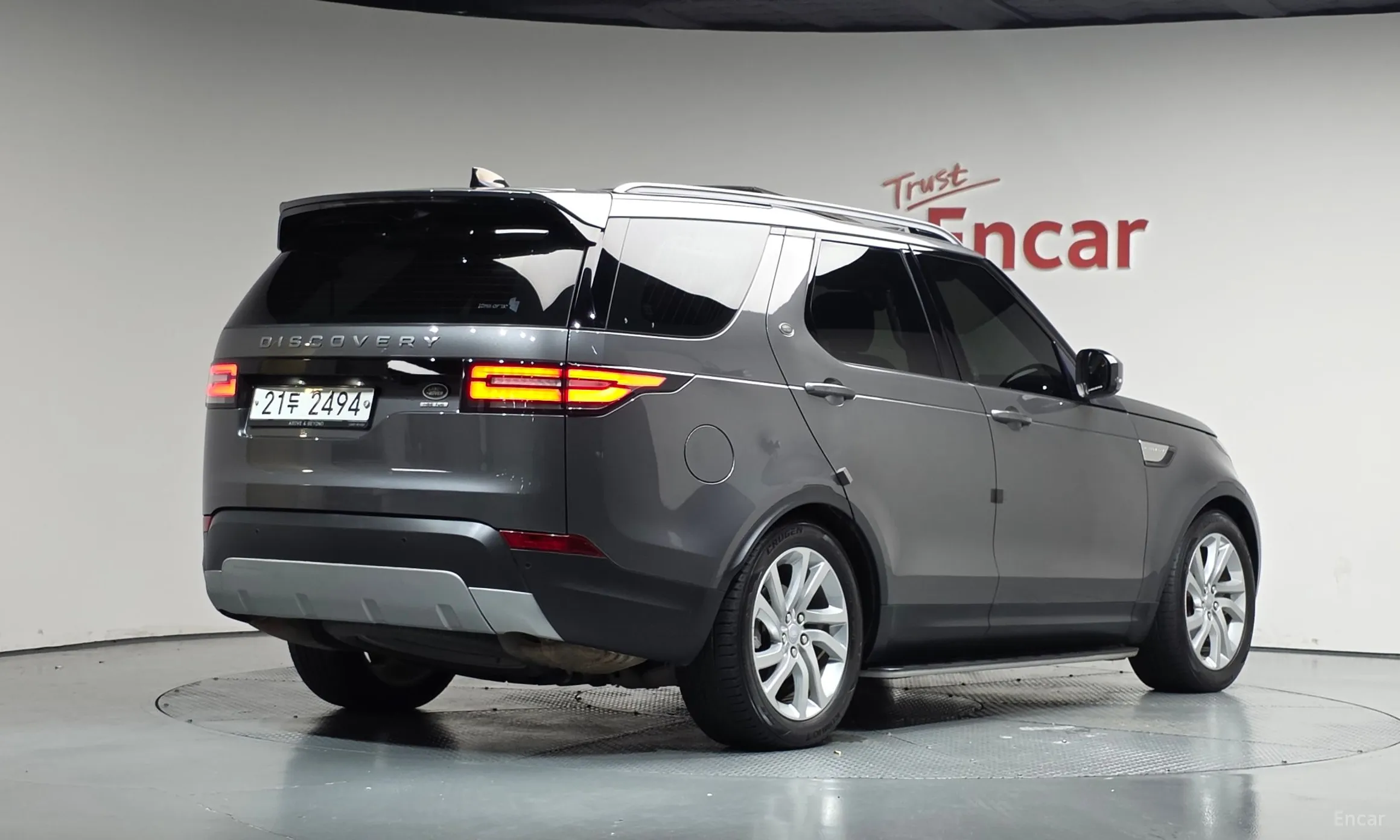 Land Rover Discovery 5 превью 2