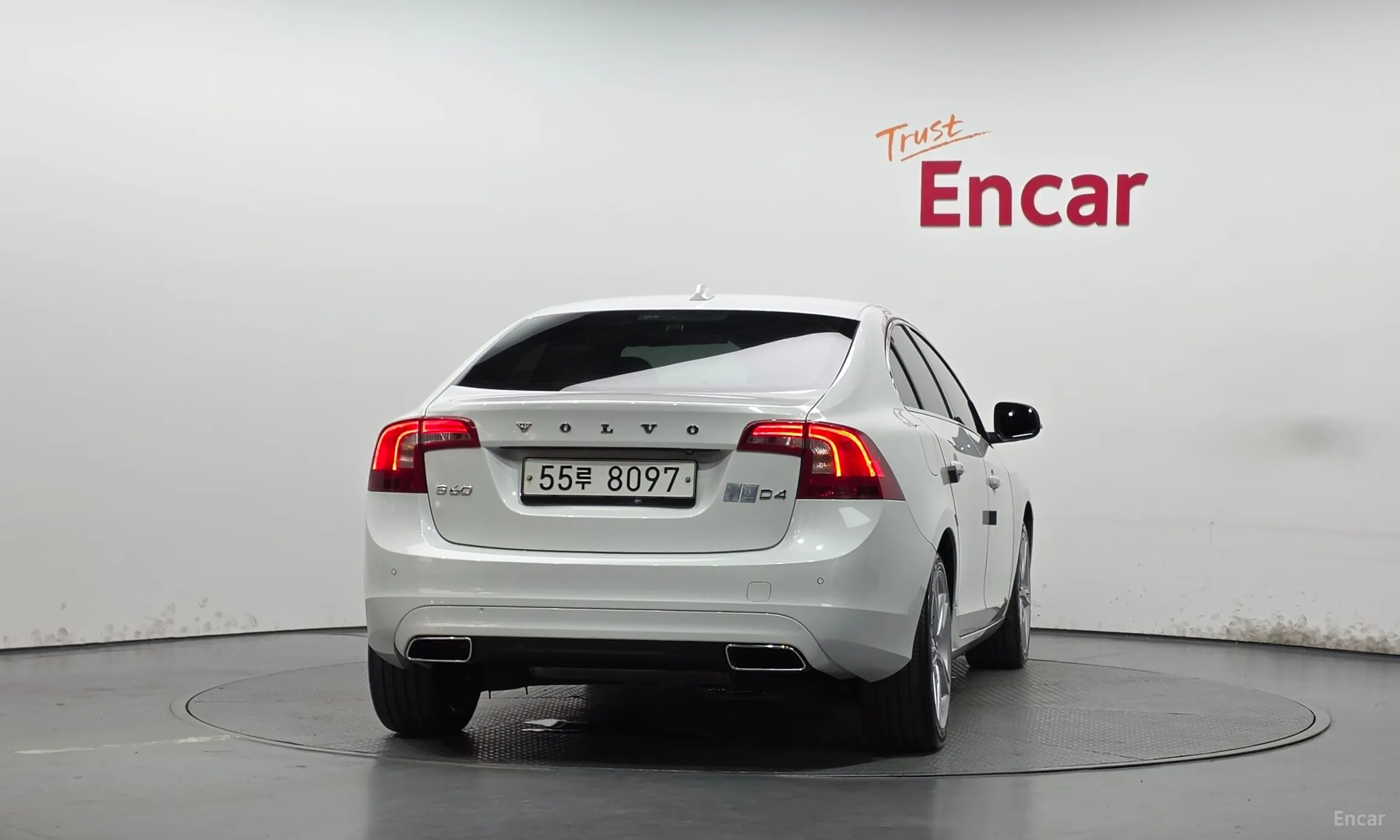 Volvo S60 превью 4