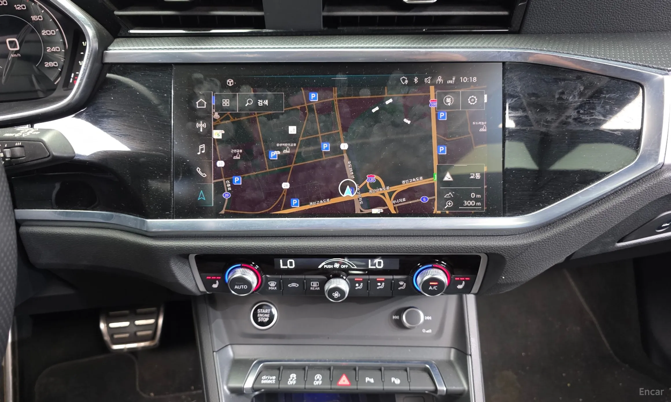 Audi Q3 (F3) превью 14