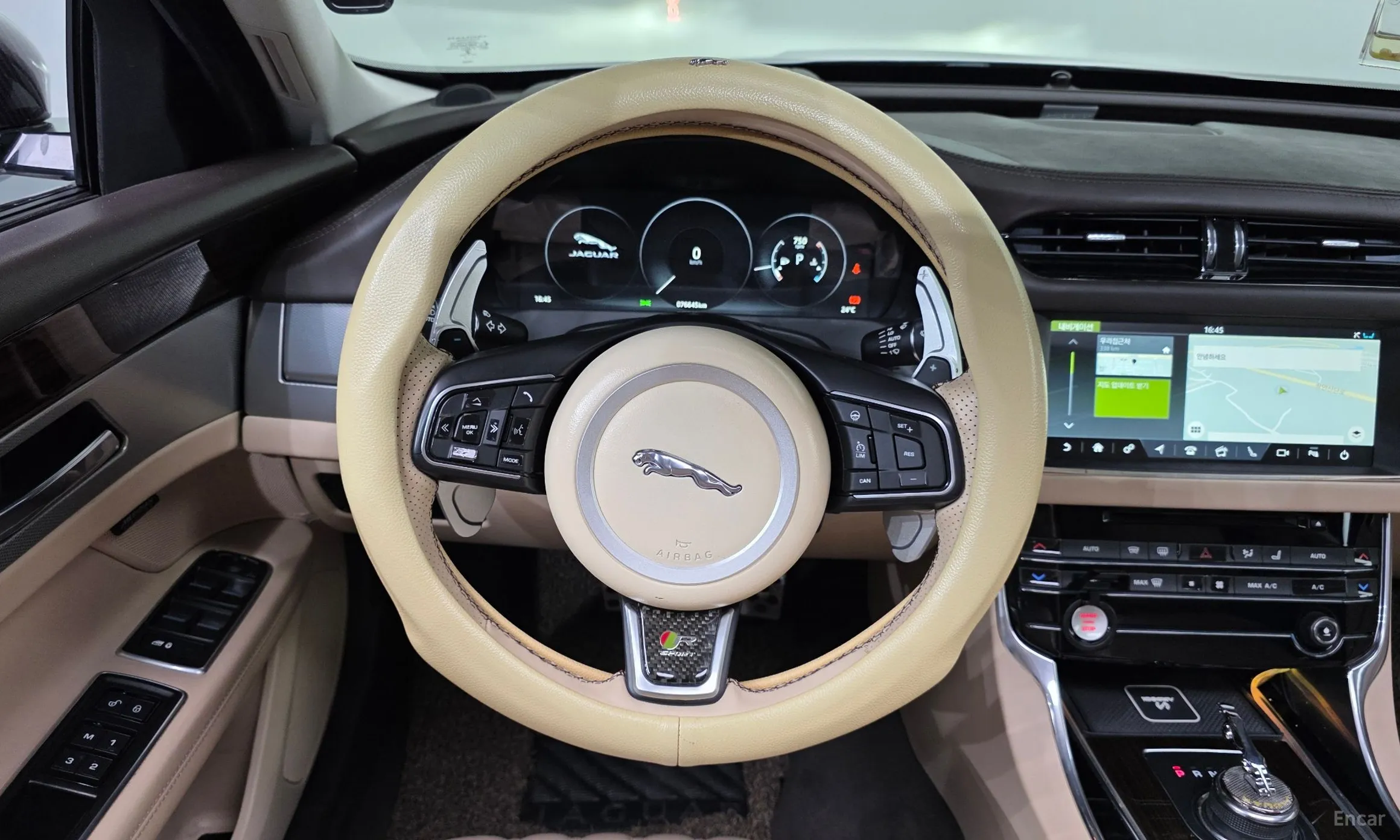 Jaguar XF (x260) превью 13