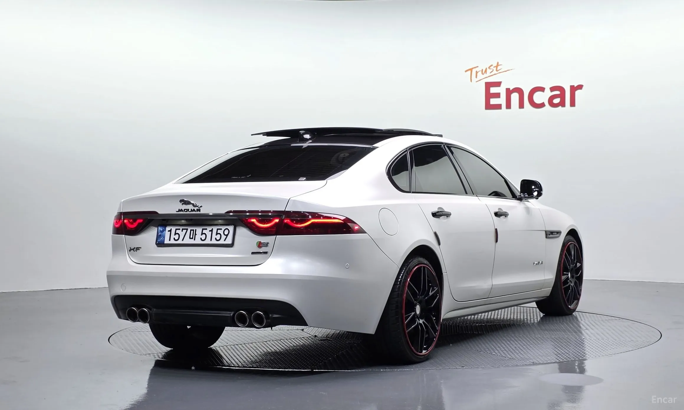 Jaguar XF (x260) превью 2