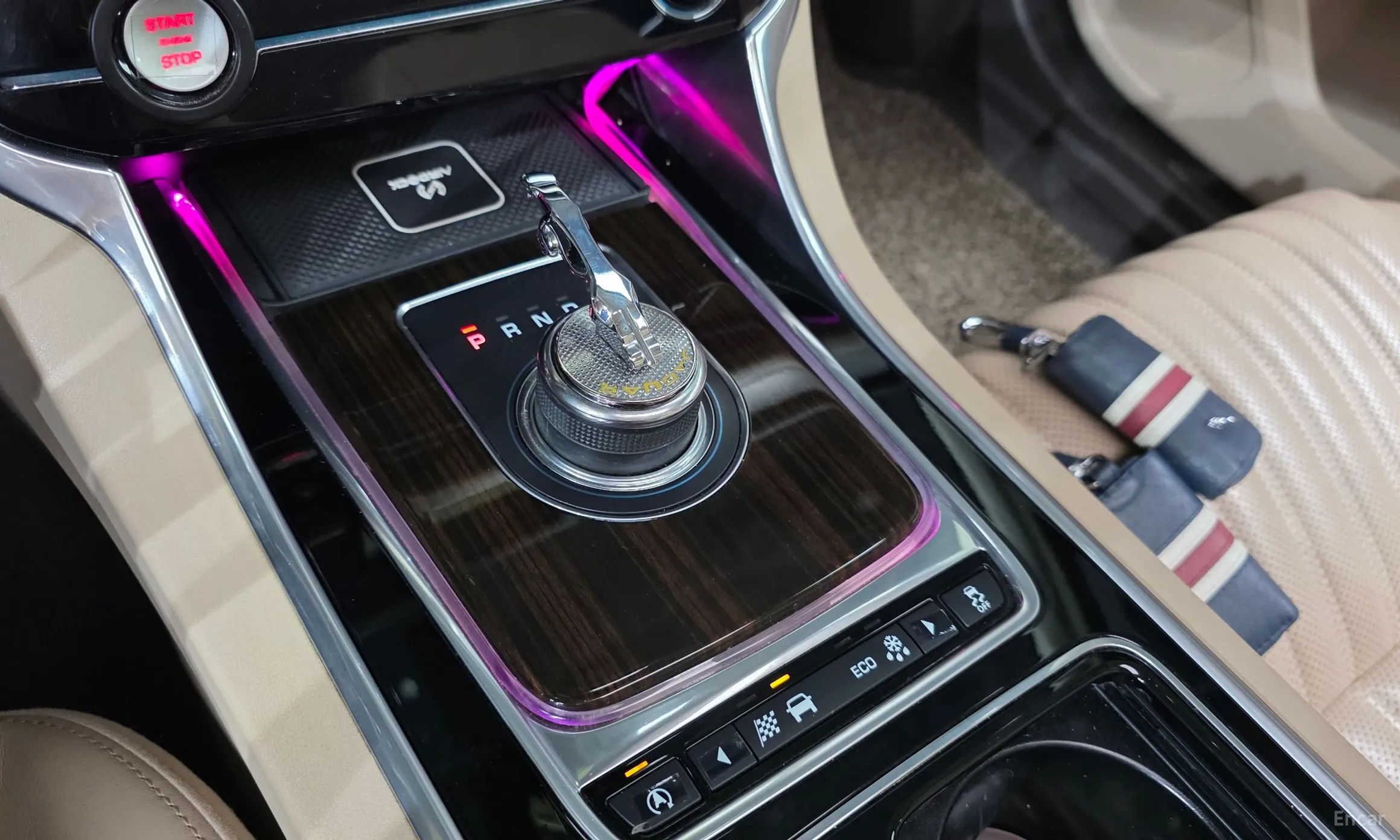 Jaguar XF (x260) превью 9