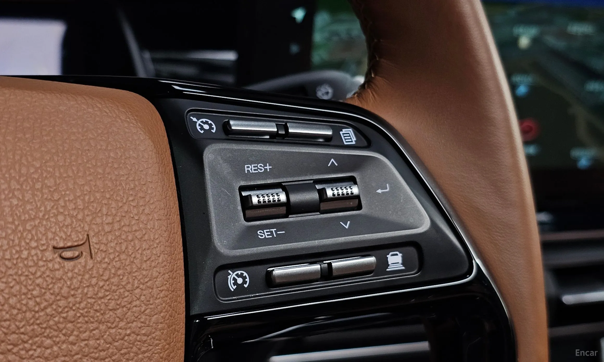KG Mobility (SsangYong) Torres превью 17