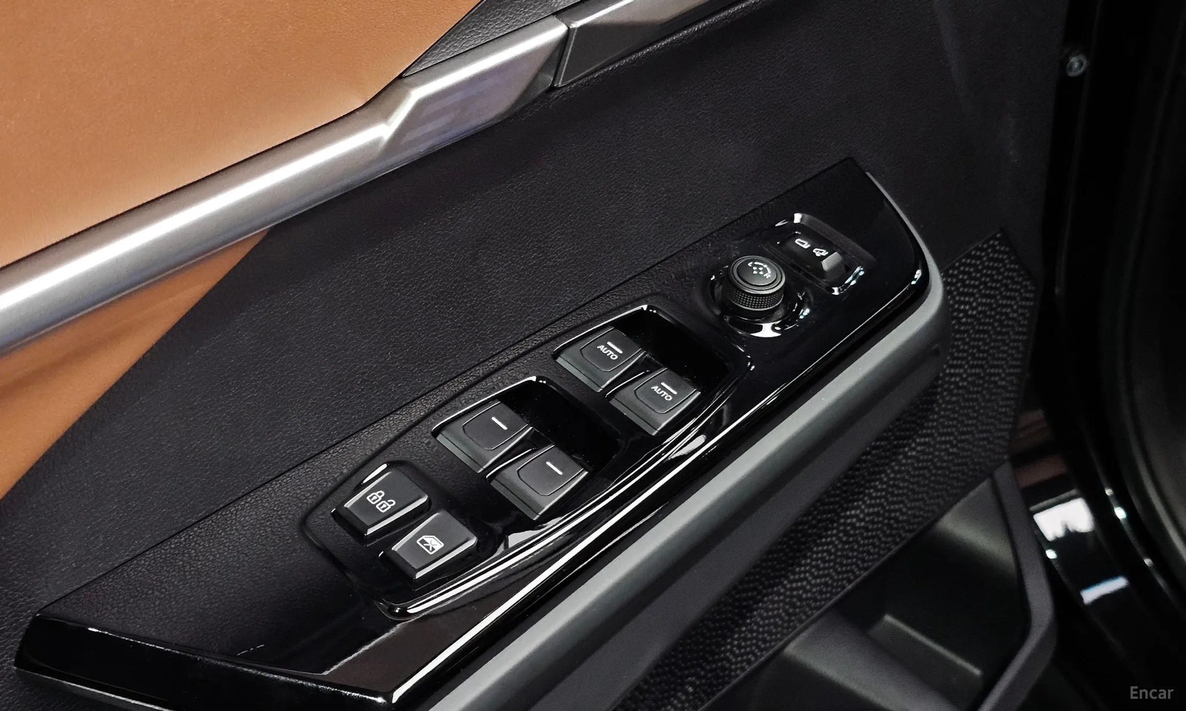 KG Mobility (SsangYong) Torres превью 18
