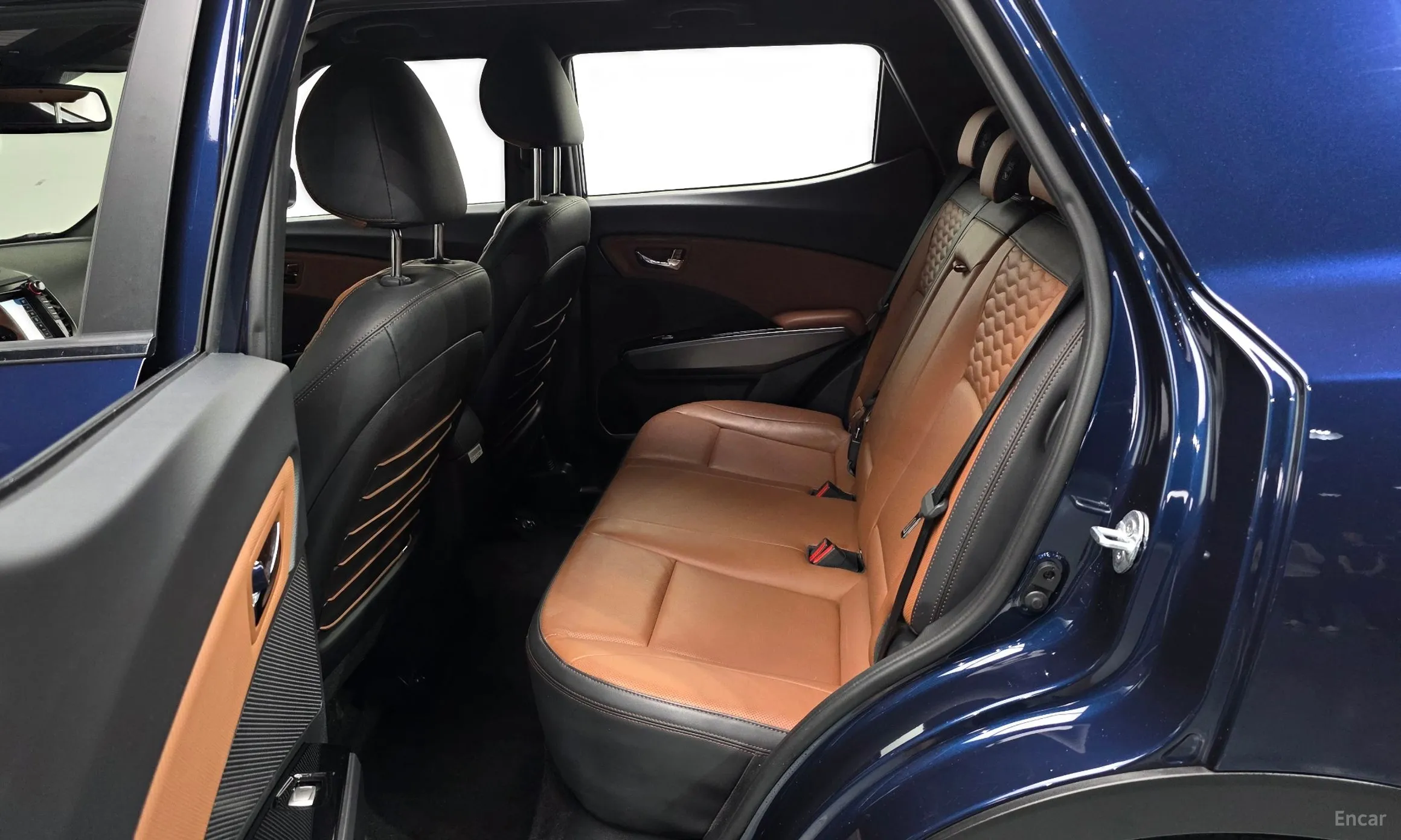 KG Mobility (SsangYong) Tivoli Armor превью 12