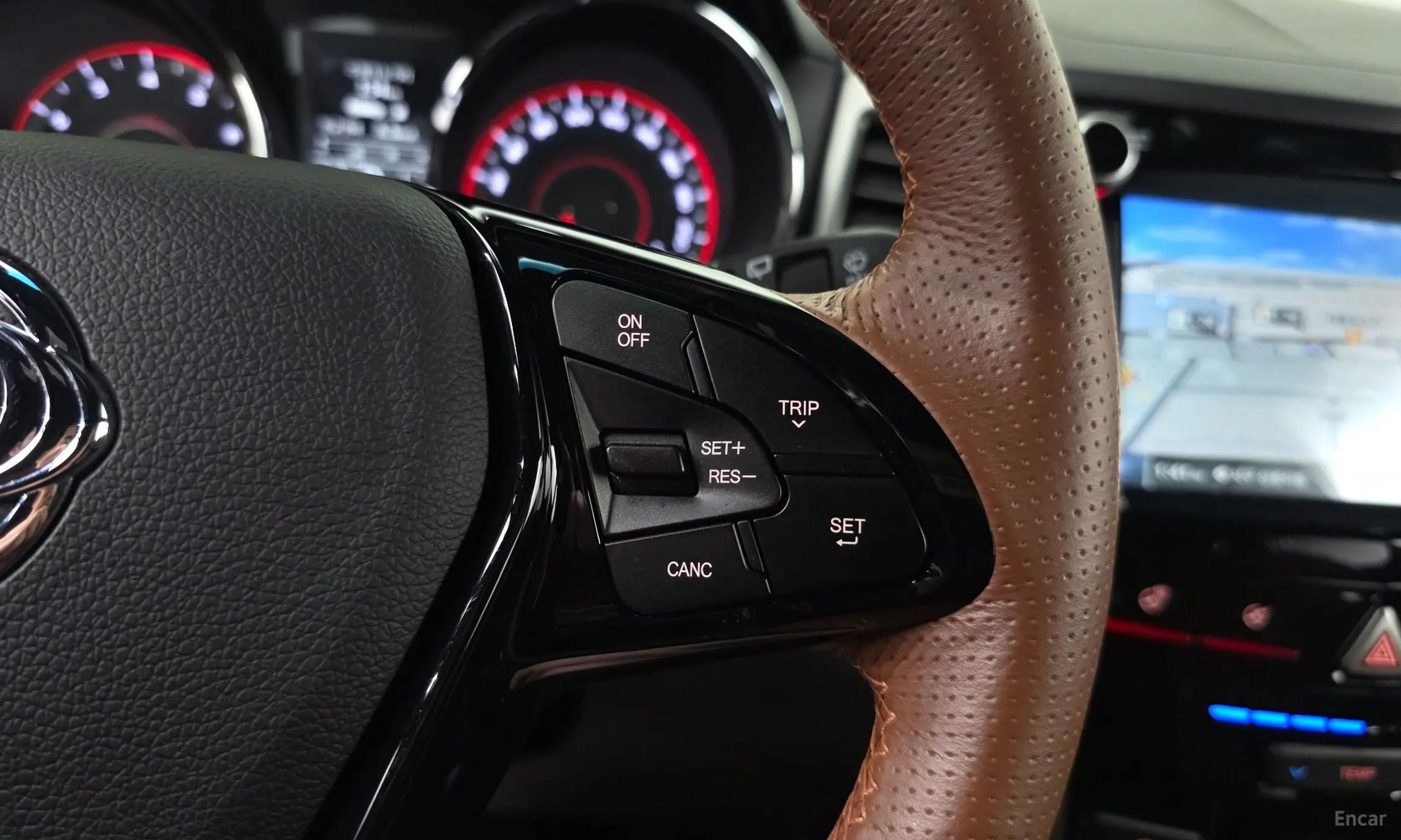 KG Mobility (SsangYong) Tivoli Armor превью 19