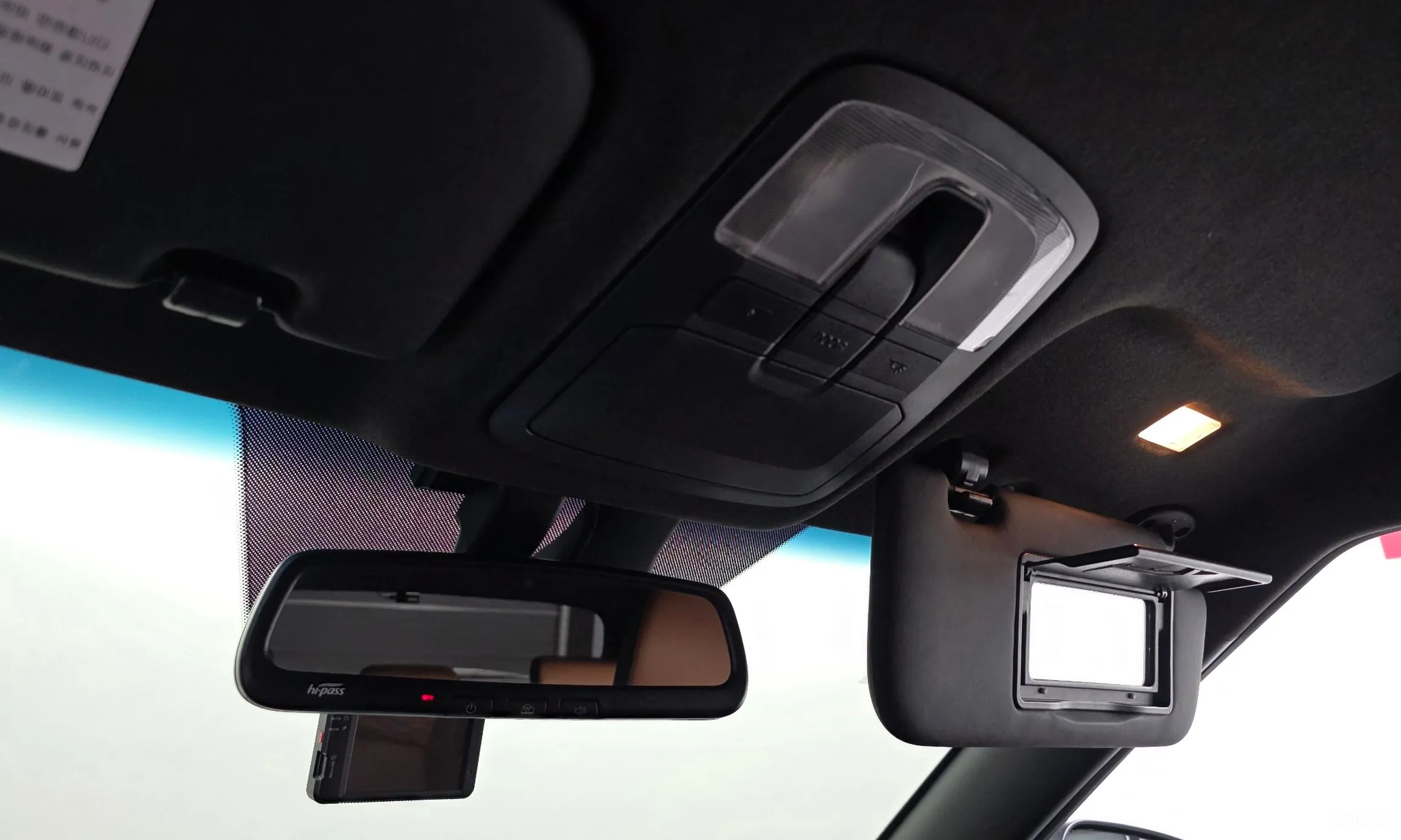 KG Mobility (SsangYong) Tivoli Armor превью 20