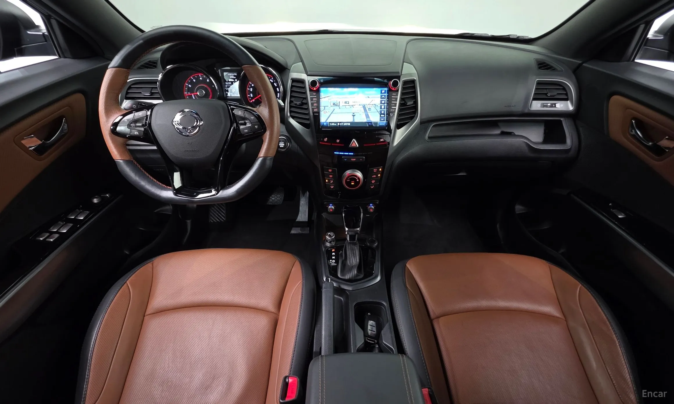 KG Mobility (SsangYong) Tivoli Armor превью 7