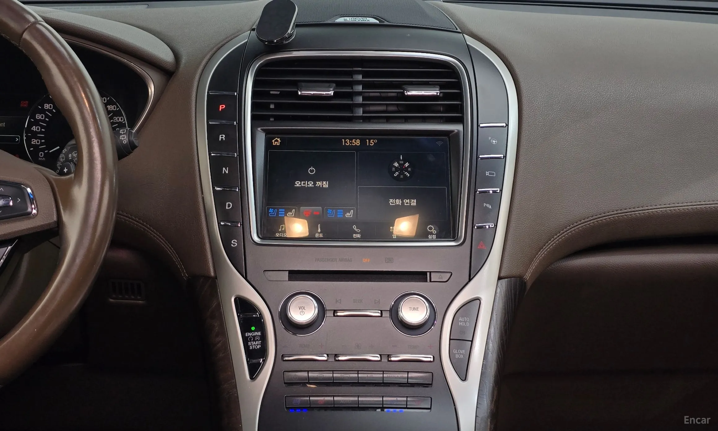 Lincoln MKX 2nd Generation превью 13