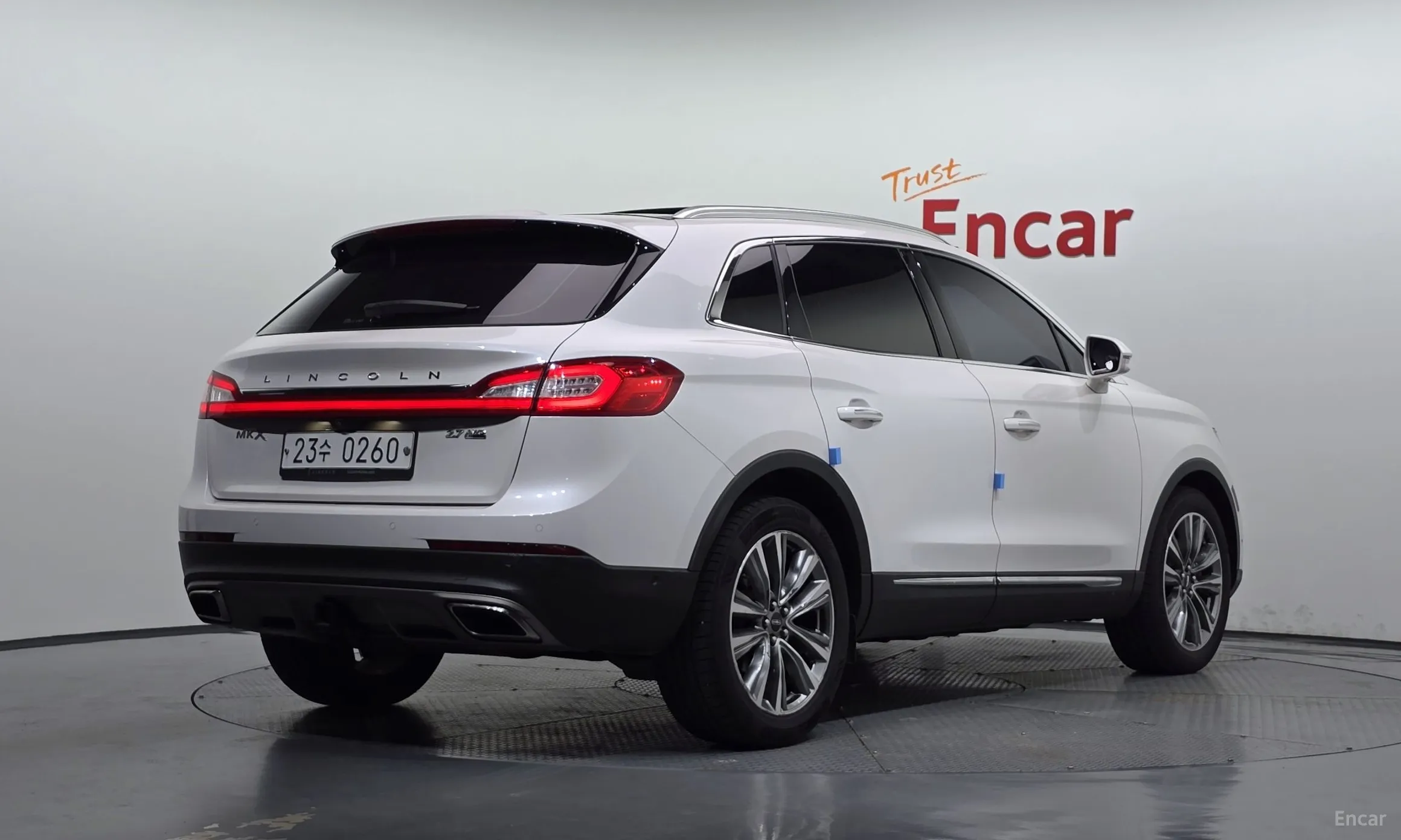 Lincoln MKX 2nd Generation