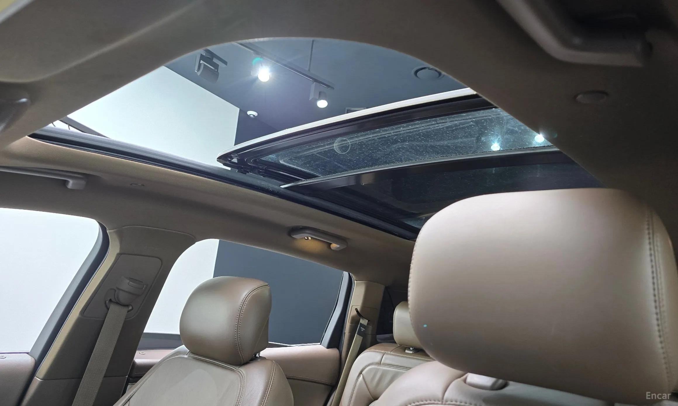 Lincoln MKX 2nd Generation превью 17