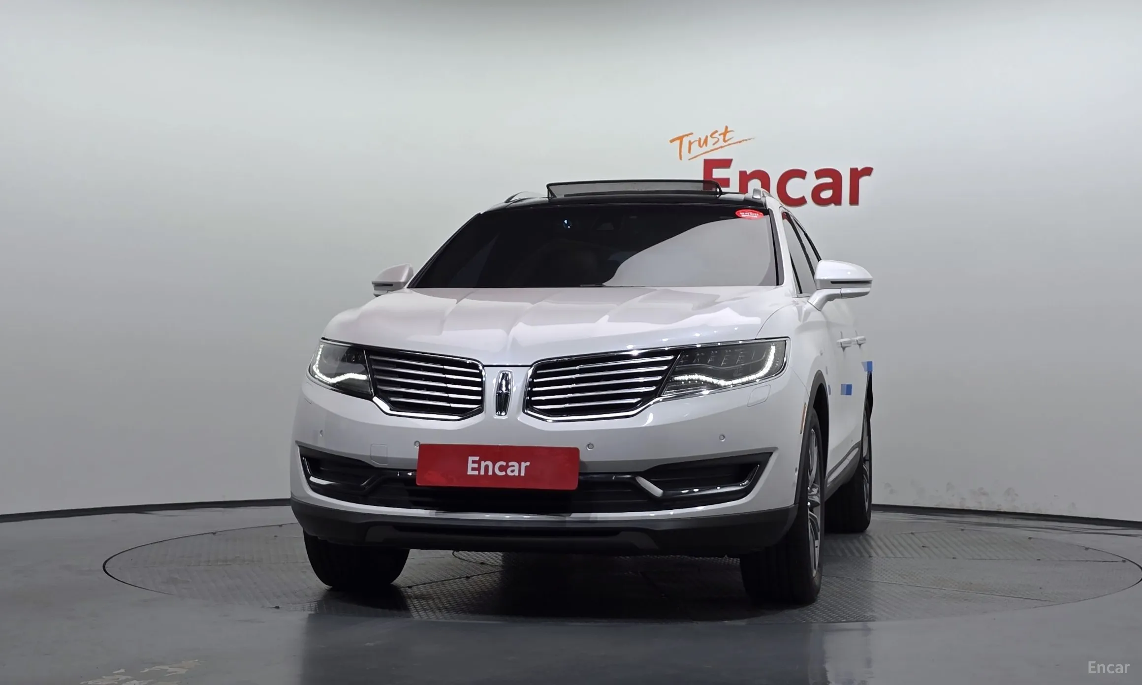 Lincoln MKX 2nd Generation превью 3