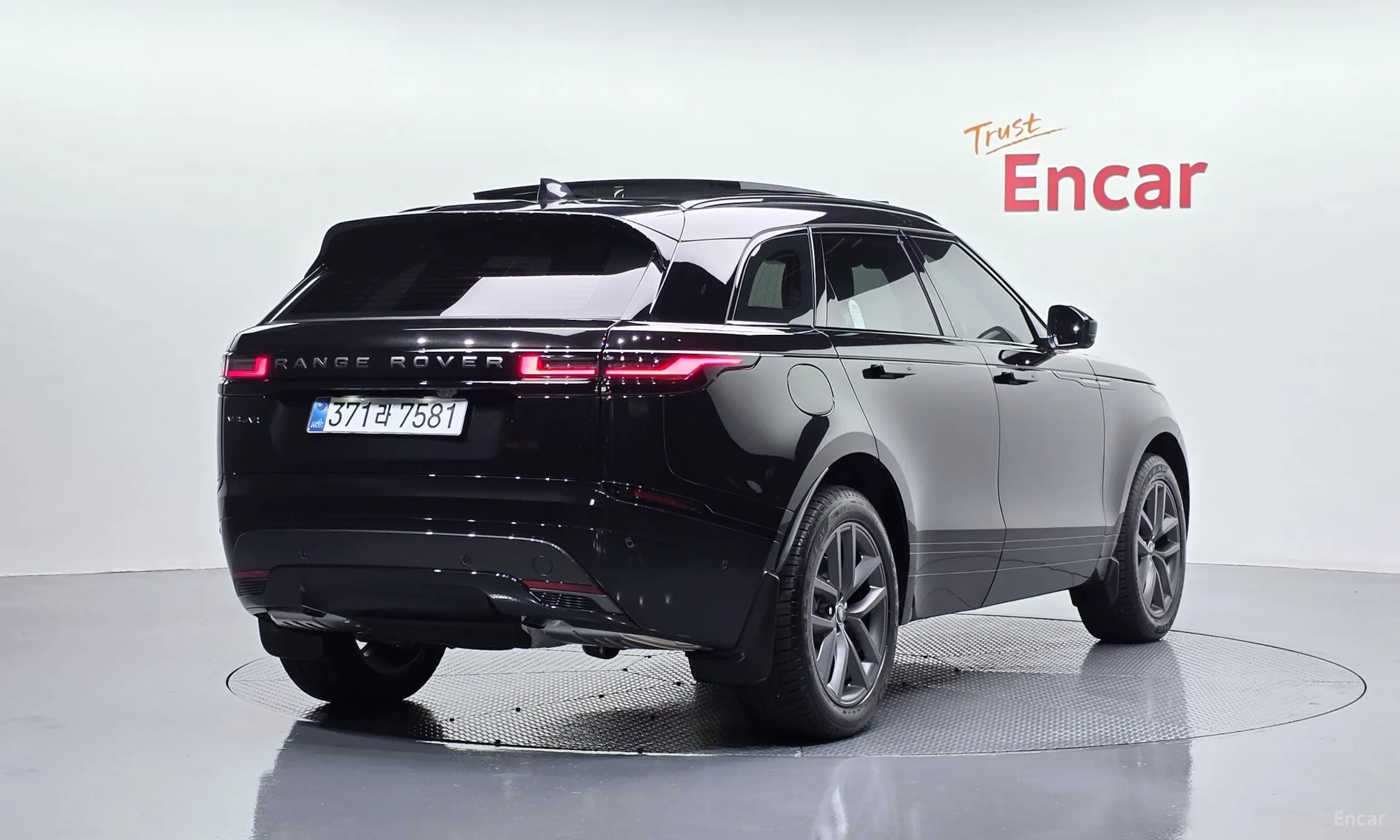 Land Rover Range Rover Bella превью 2