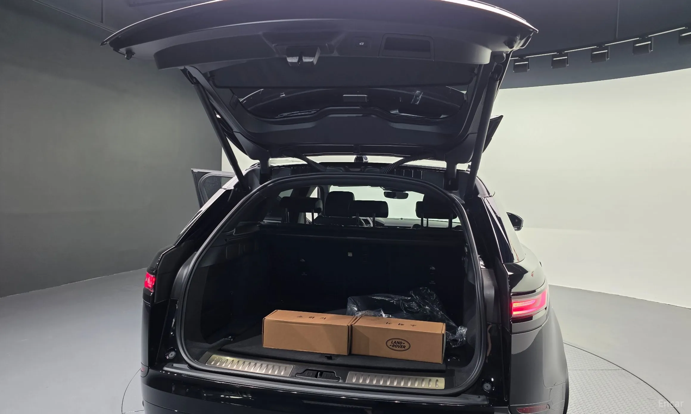 Land Rover Range Rover Bella превью 20