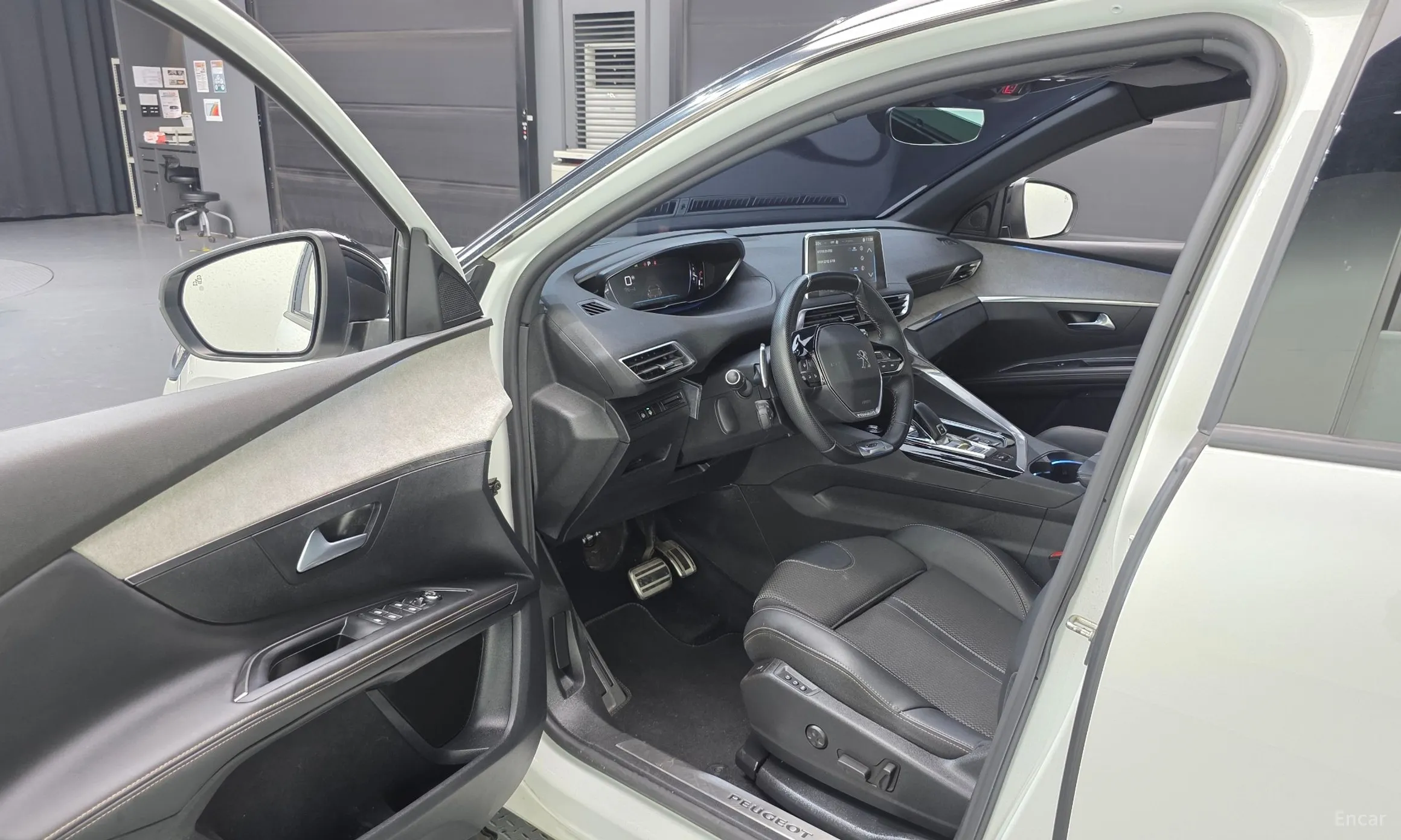 Peugeot 5008 2nd generation превью 10