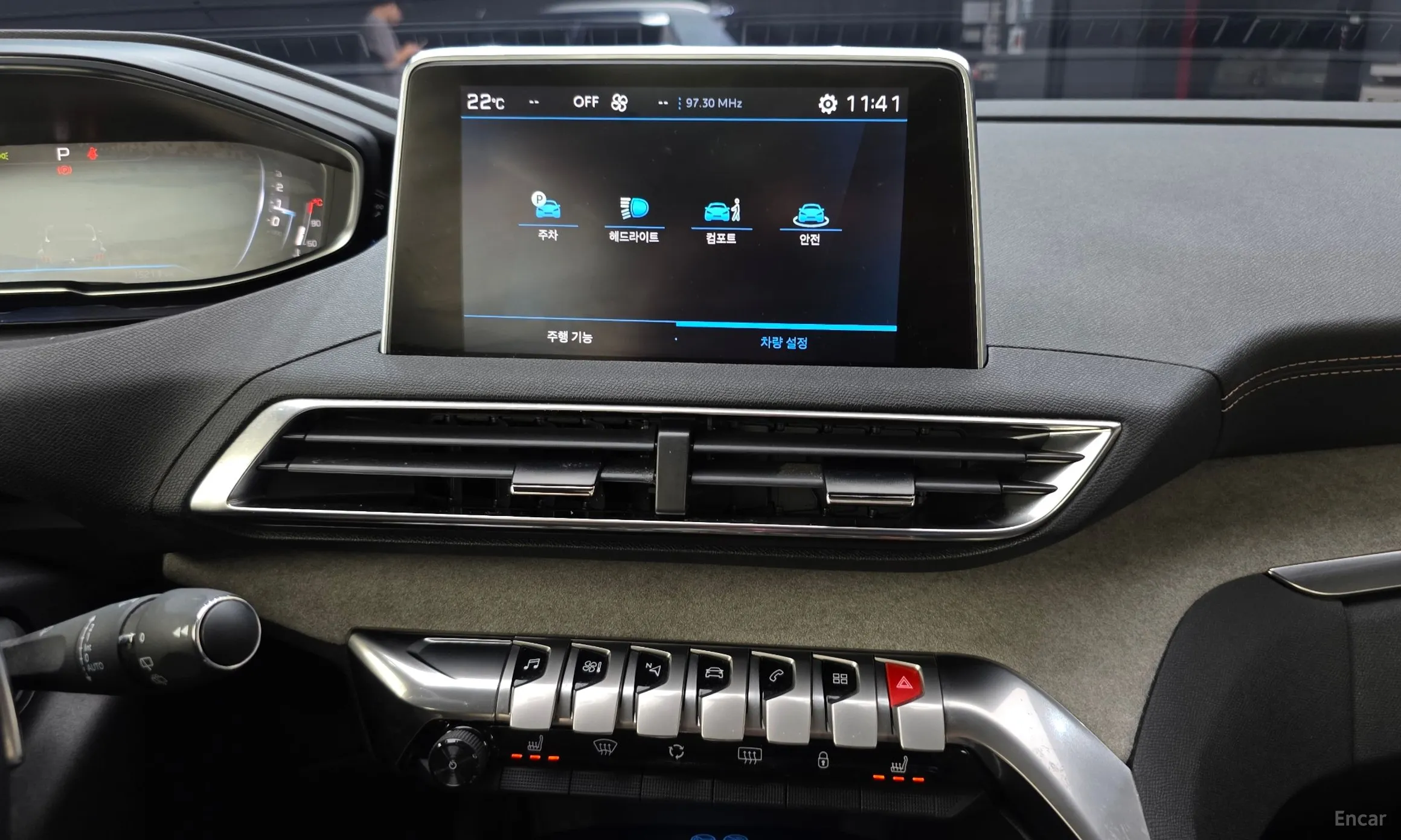 Peugeot 5008 2nd generation превью 19