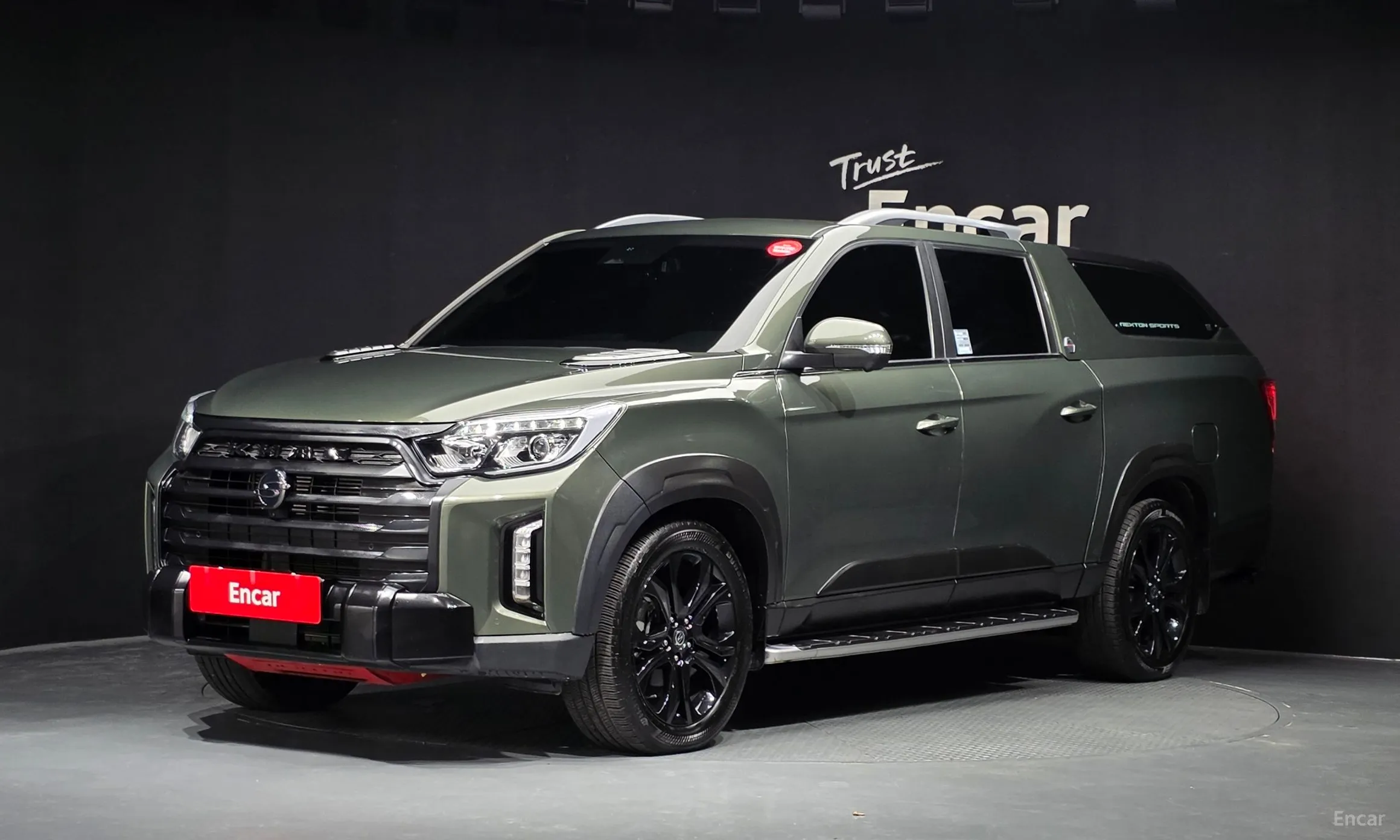 Rexton Sports Khan