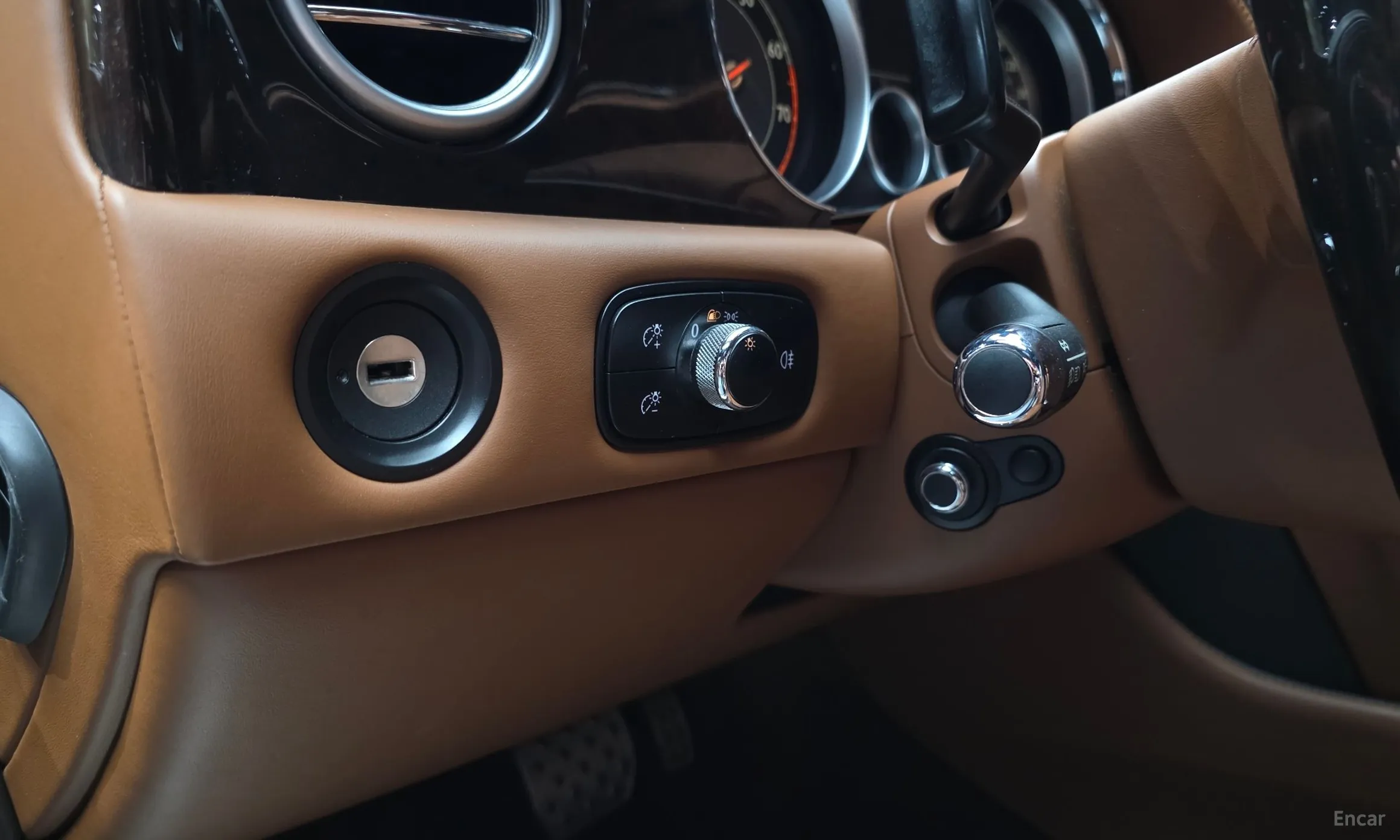 Bentley Flying Spur 2nd Generation превью 19