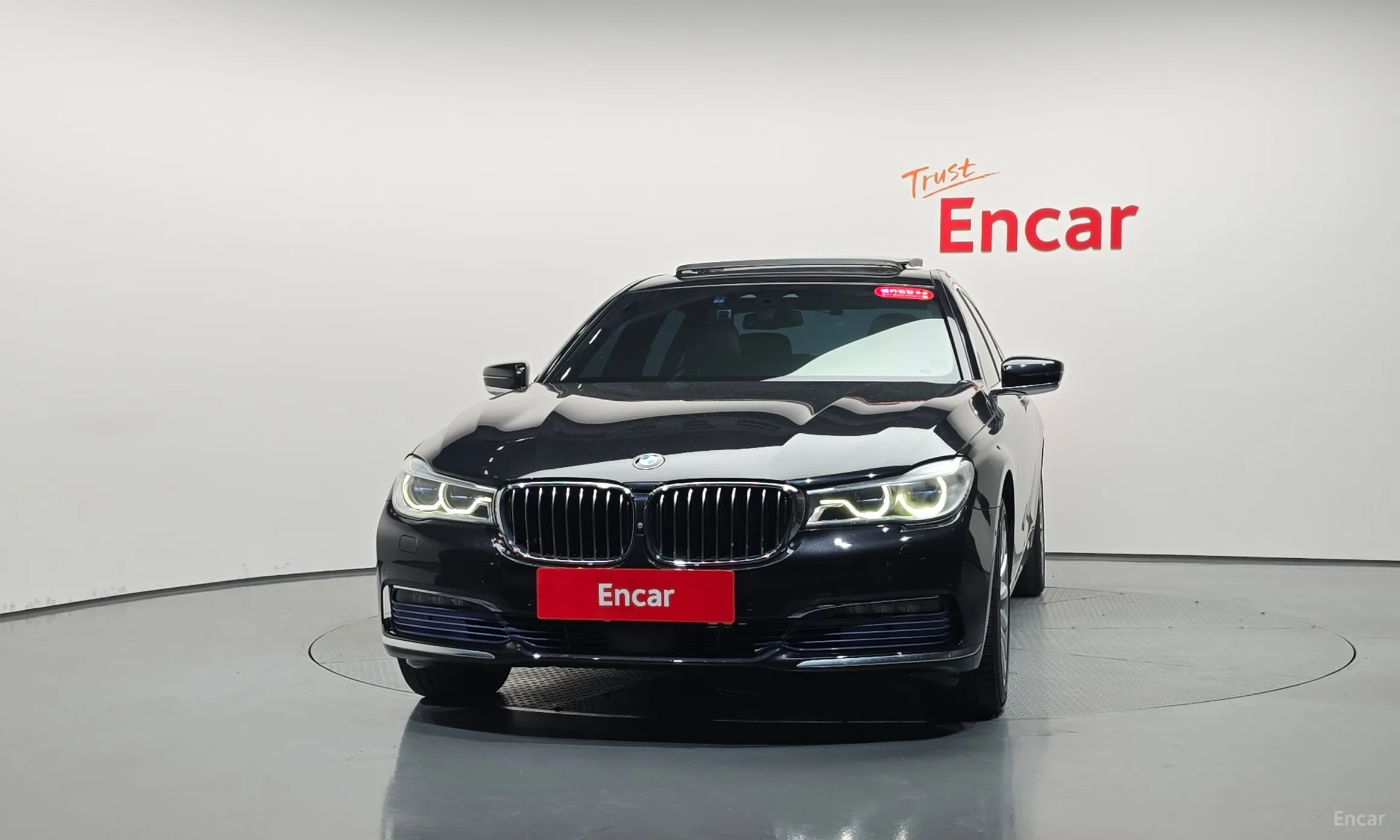 BMW 7 Series (G11) превью 3