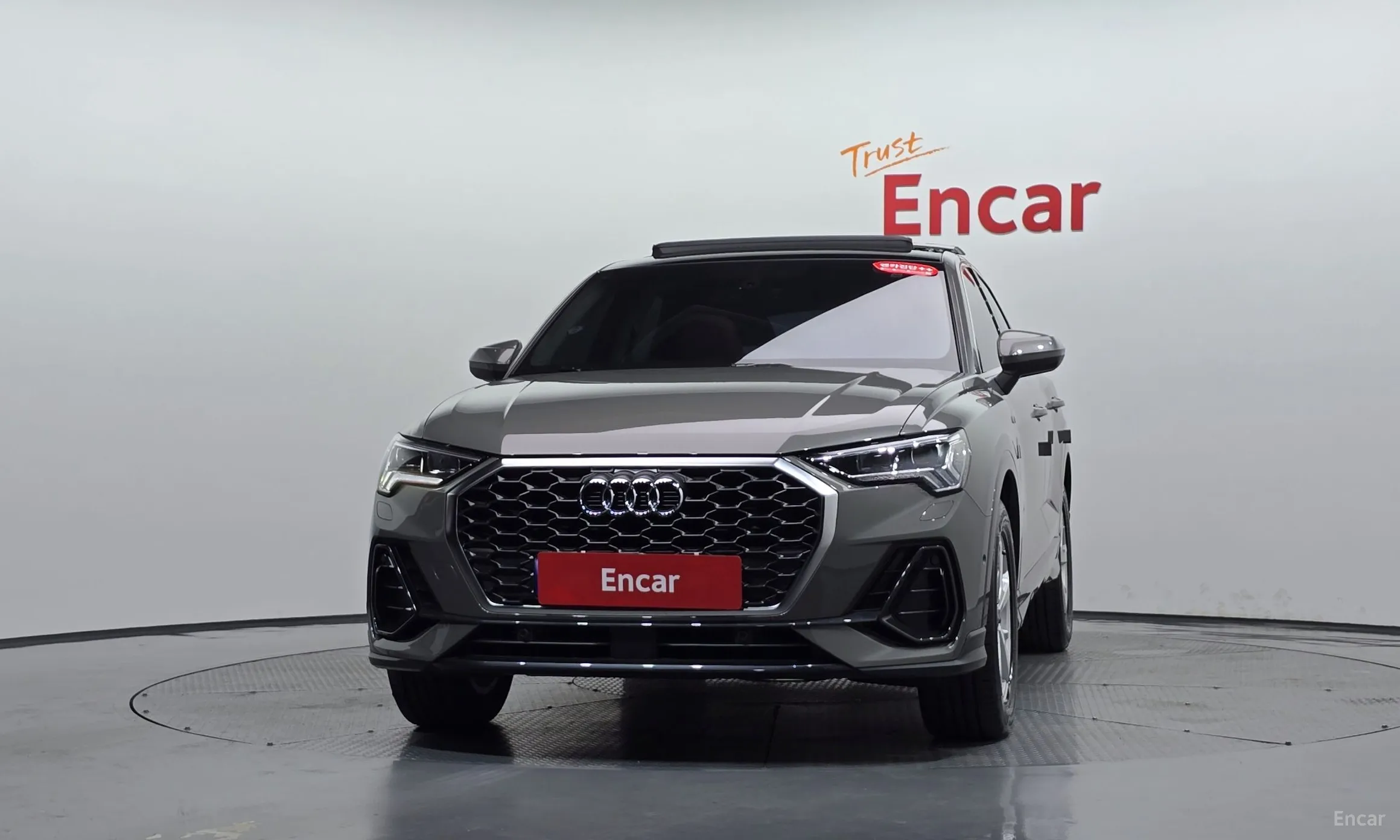 Audi Q3 (F3) превью 3