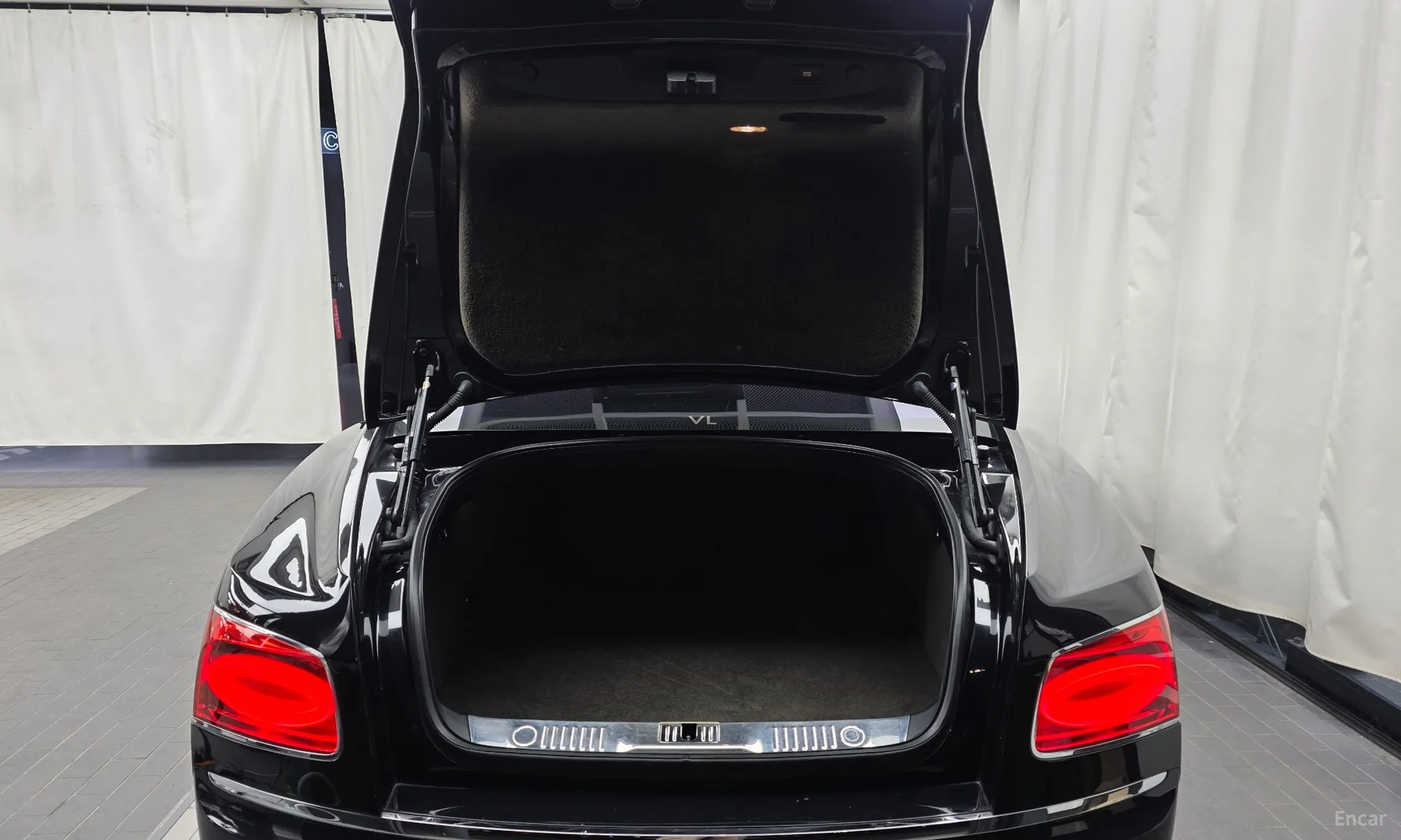 Bentley Flying Spur 2nd Generation превью 20