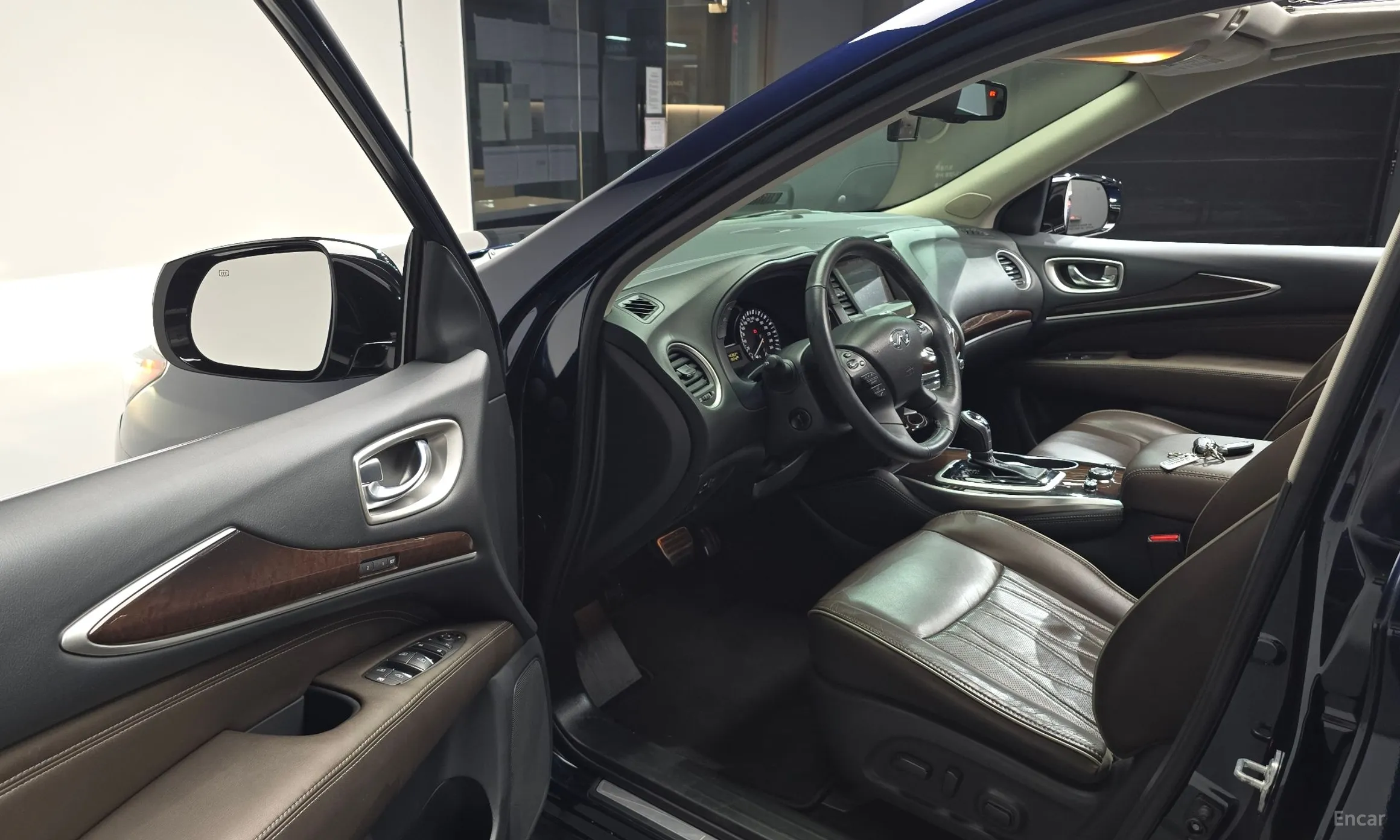 Infiniti QX60 превью 10