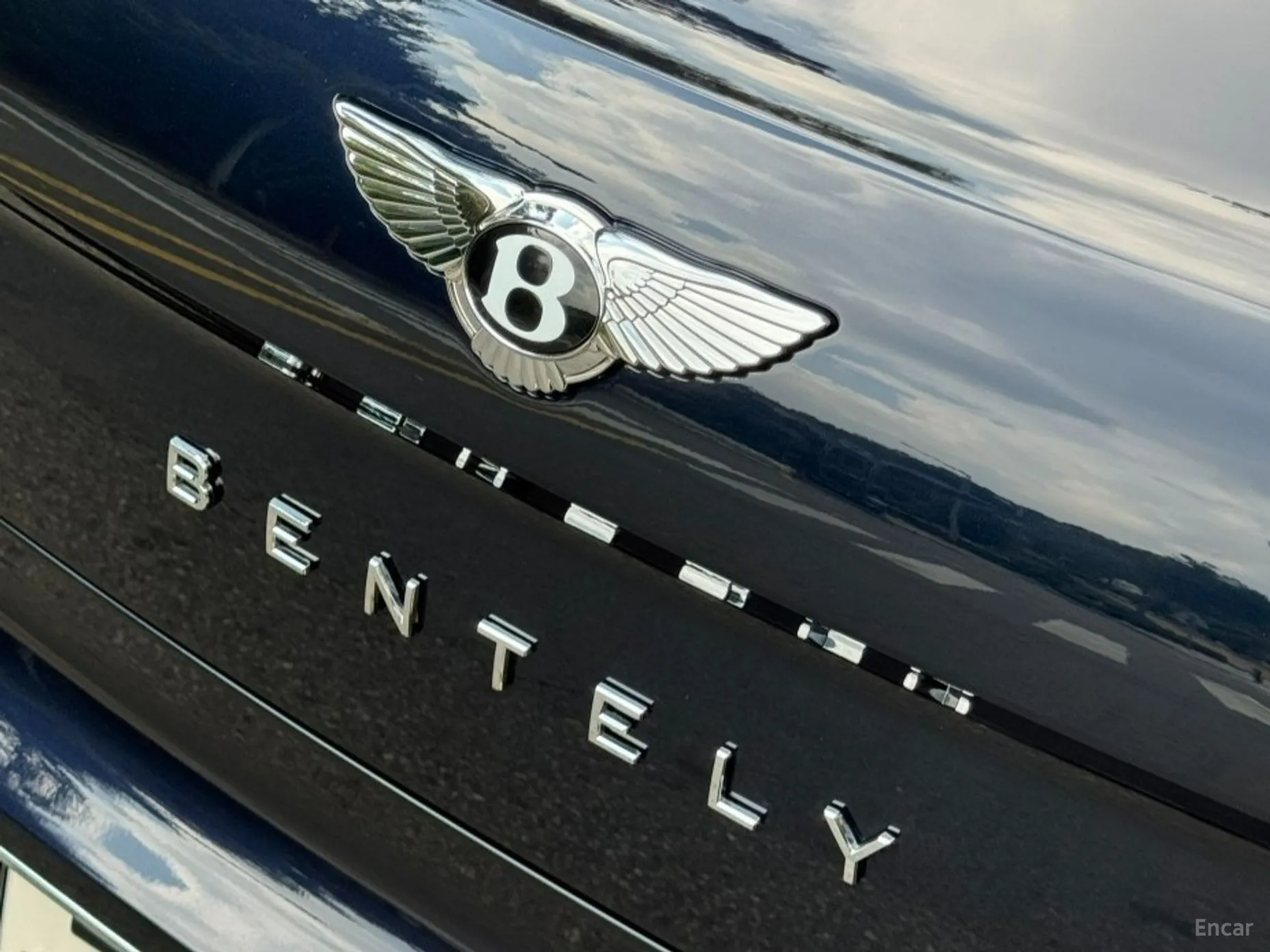 Bentley Flying Spur 3rd Generation превью 13