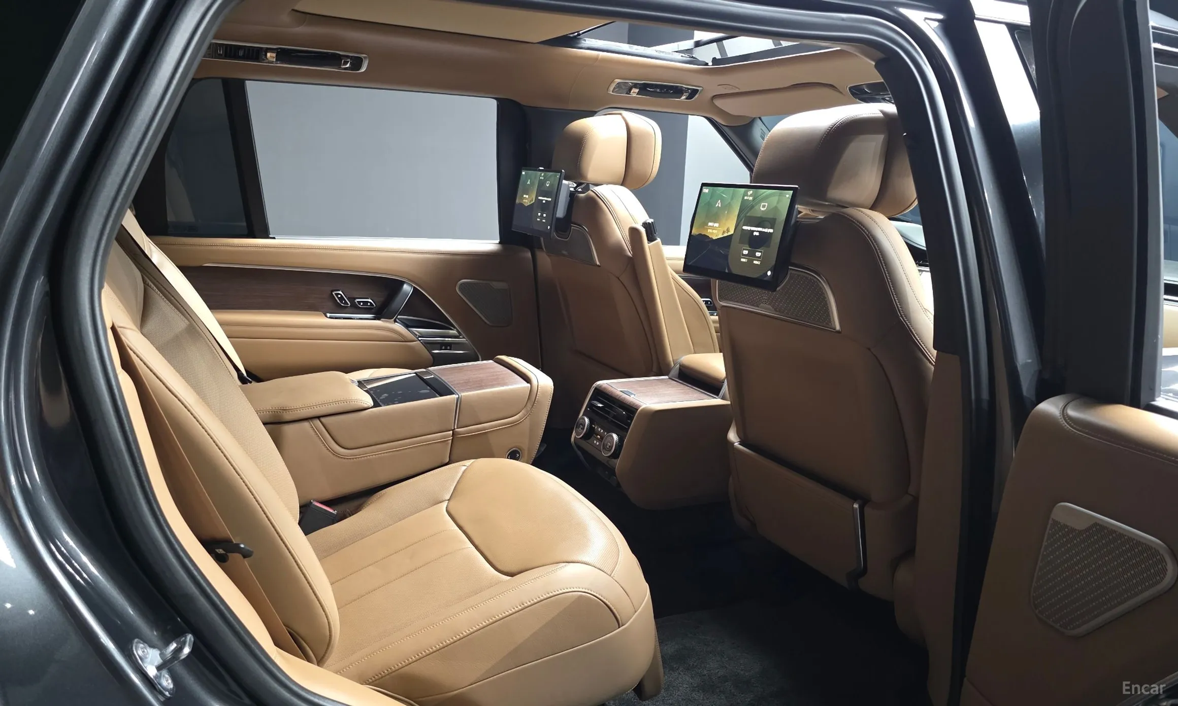 Land Rover Range Rover 5th Generation превью 12