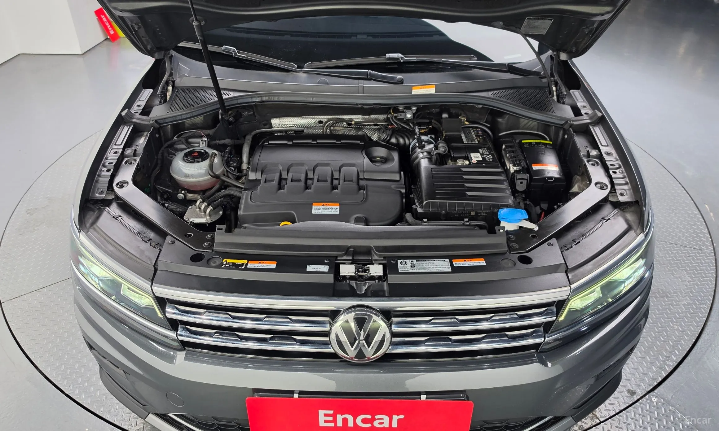 Volkswagen Tiguan 2nd Generation превью 6