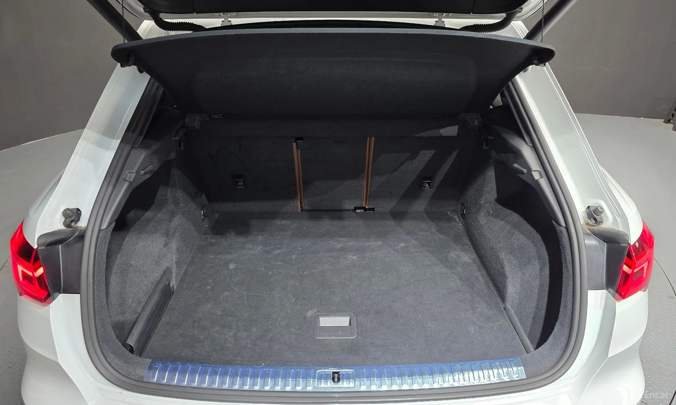 Audi Q3 (F3) превью 19