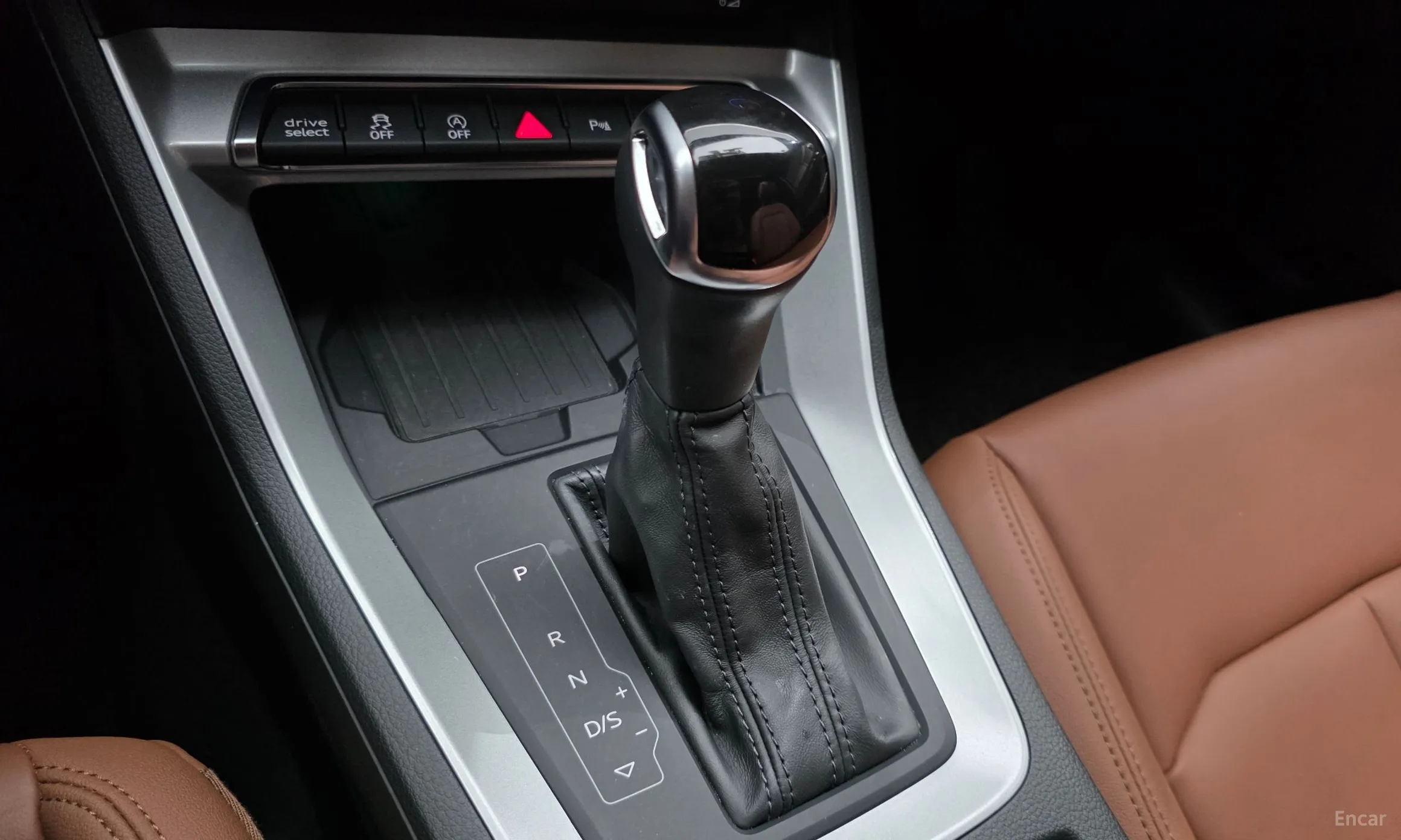 Audi Q3 (F3) превью 9