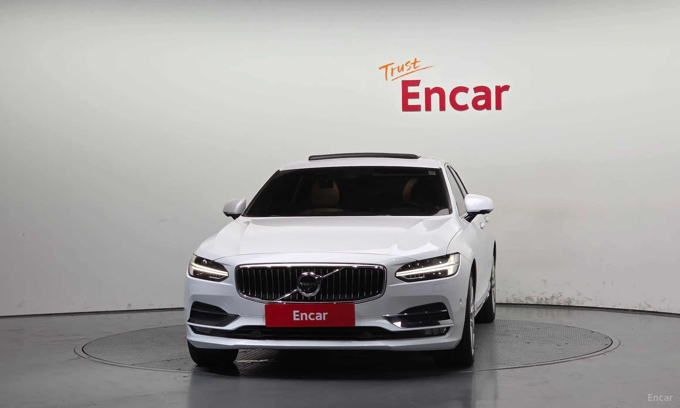 Volvo S90 превью 3