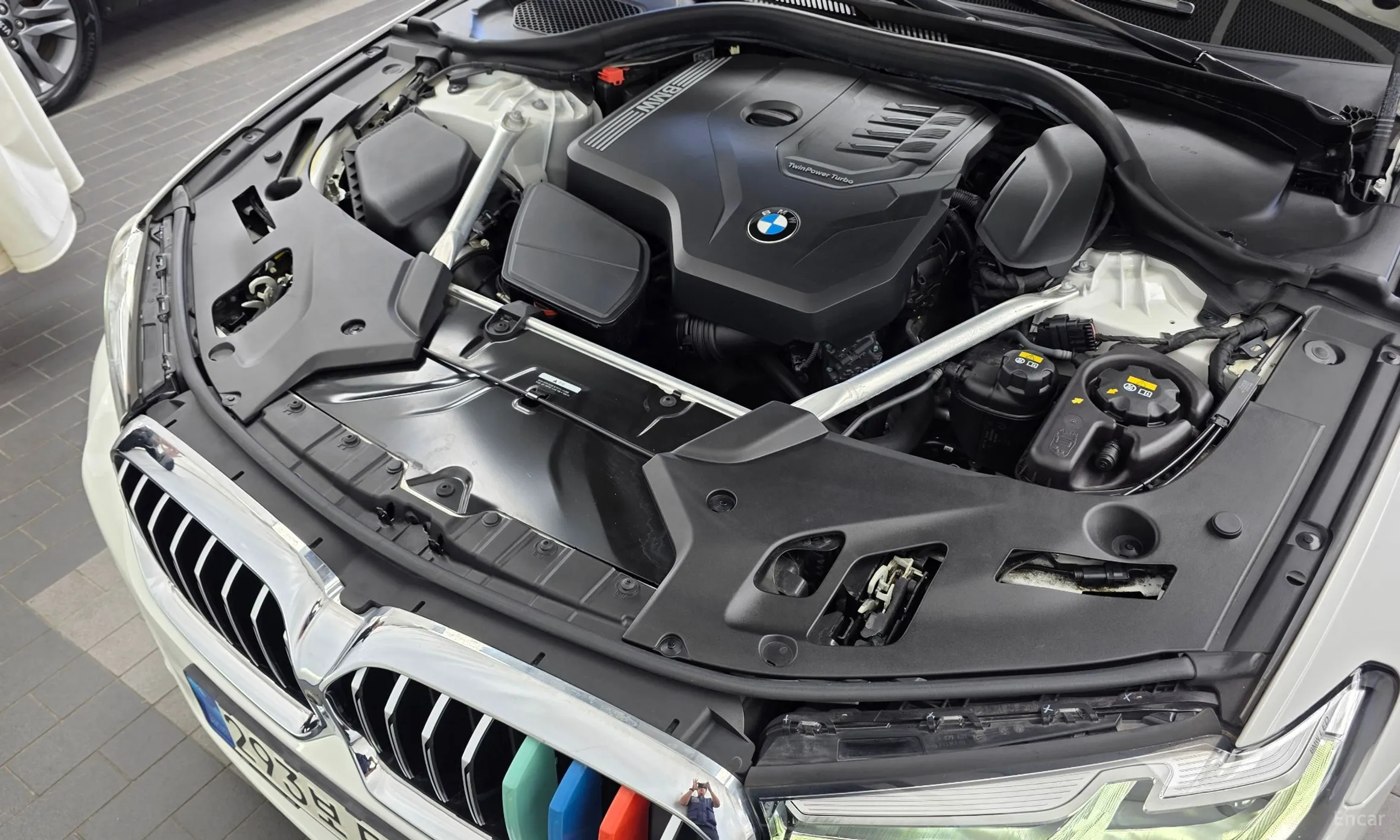BMW 5 Series (G30) превью 6