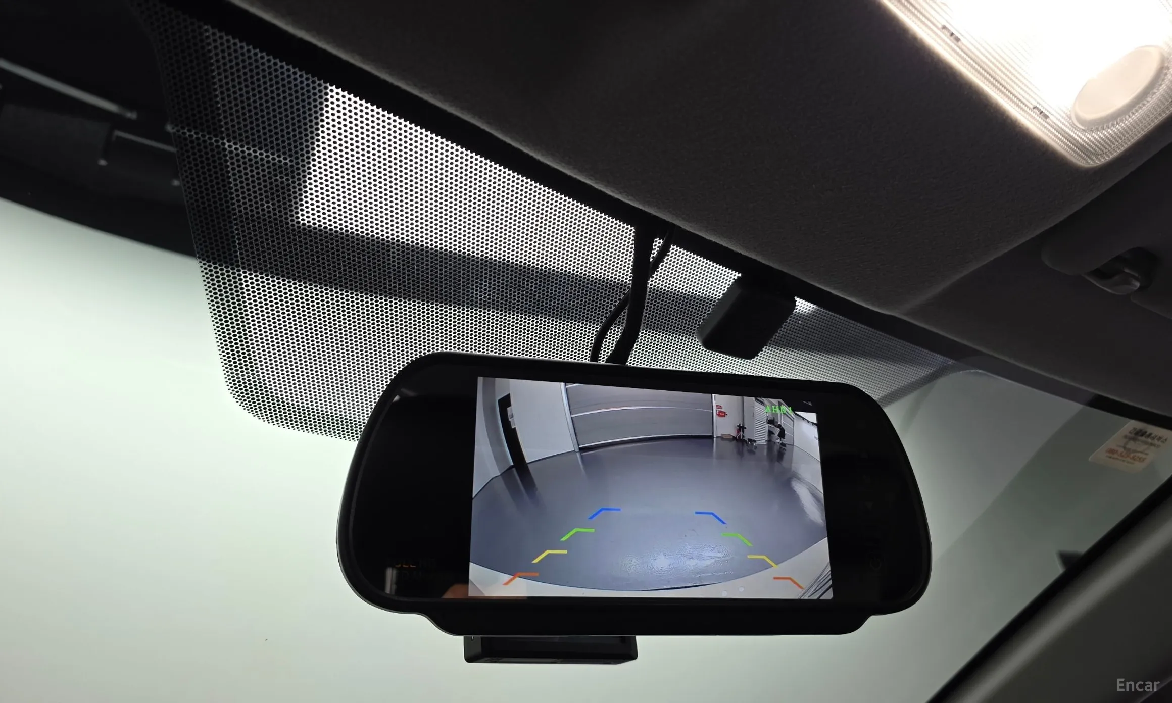 Toyota Prius C превью 15