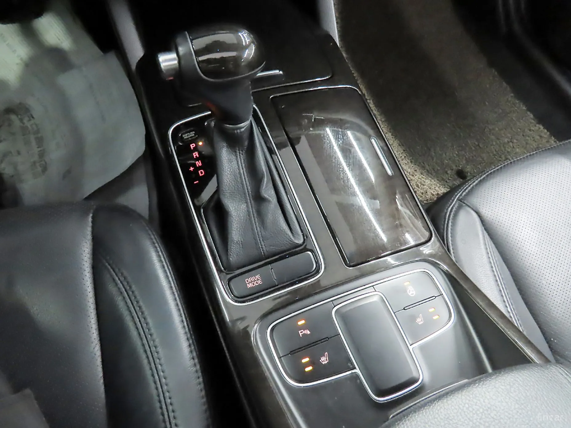 Kia K7 превью 9