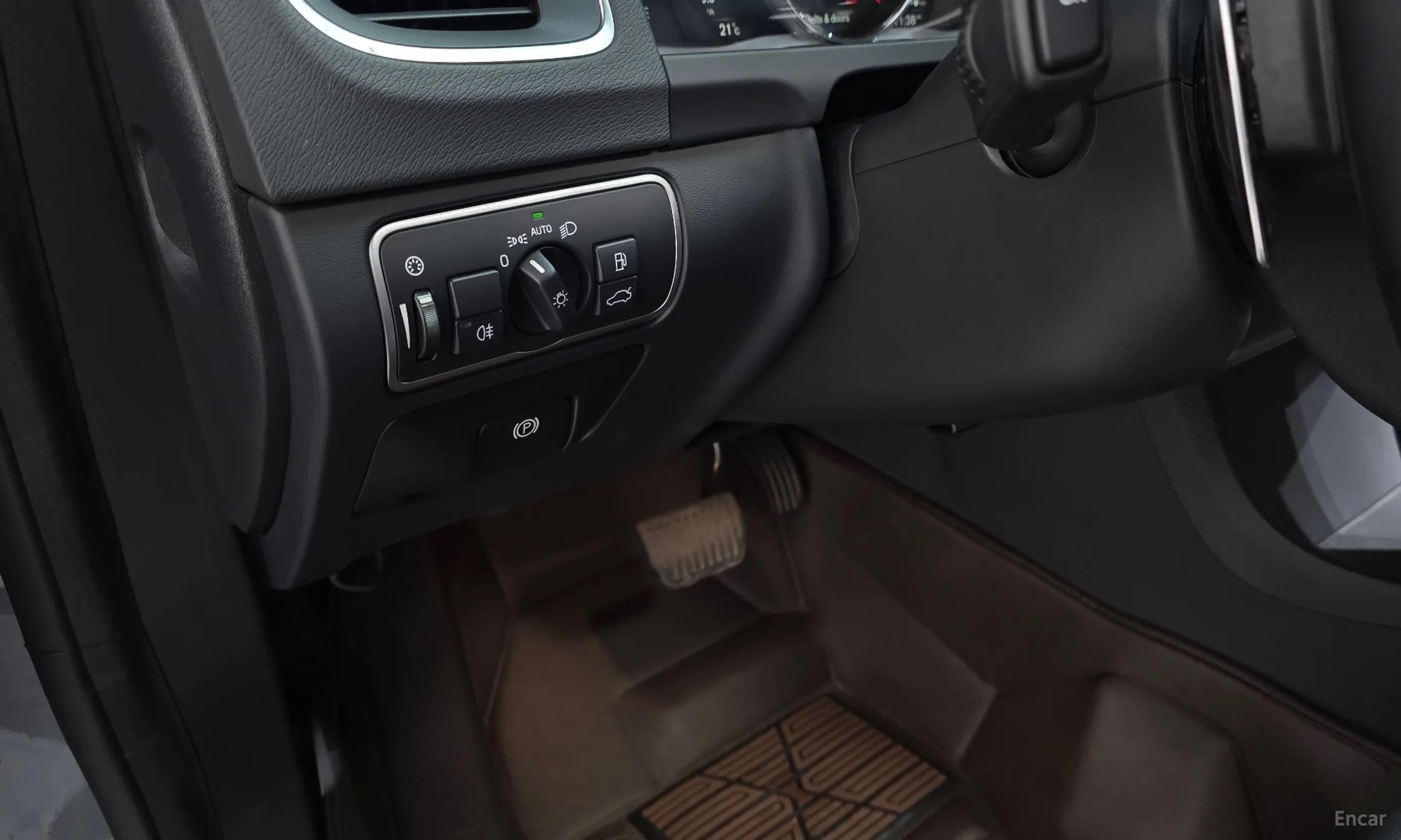 Volvo S60 превью 14