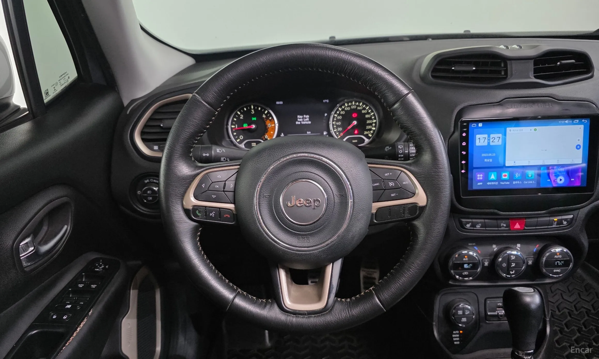 Jeep Renegade превью 13