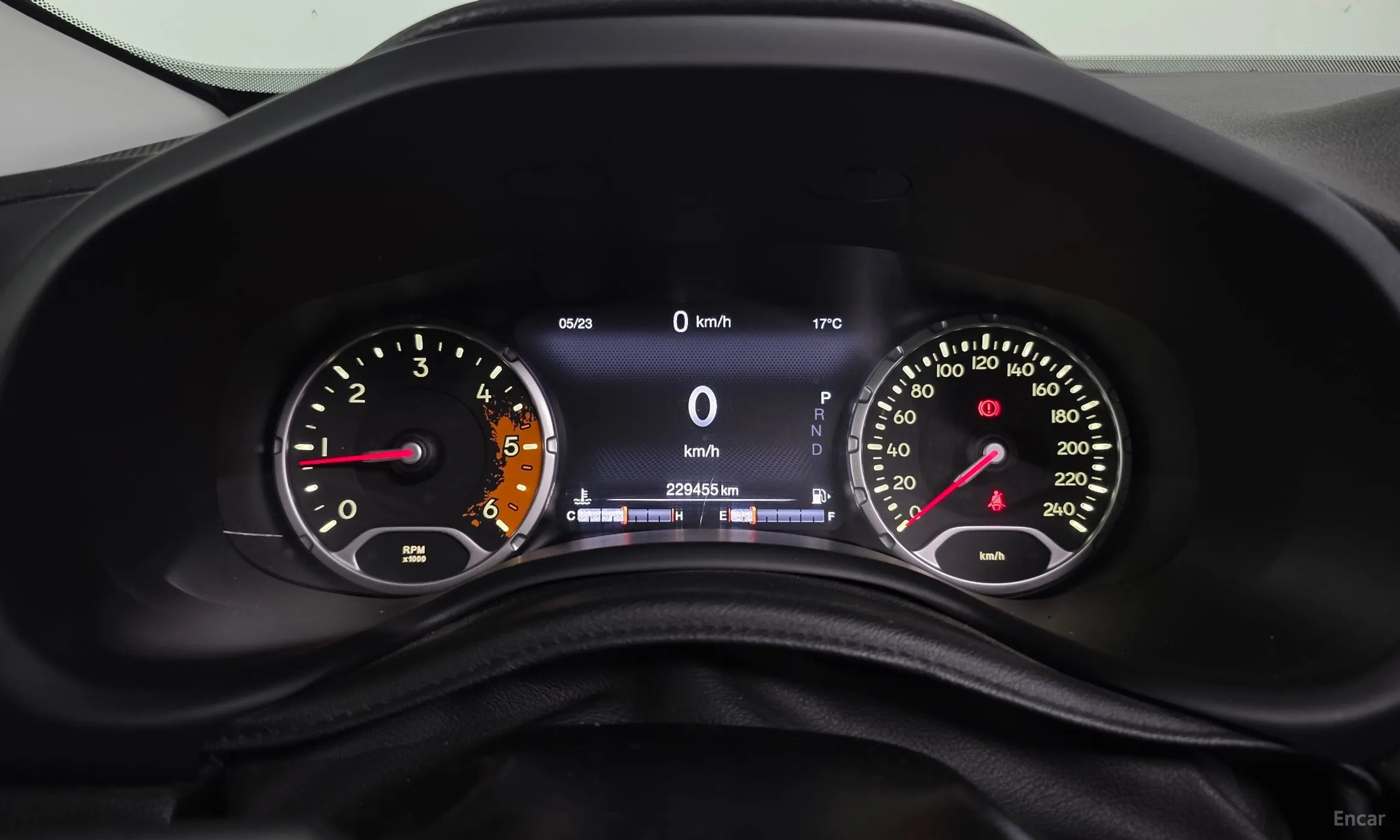 Jeep Renegade превью 8