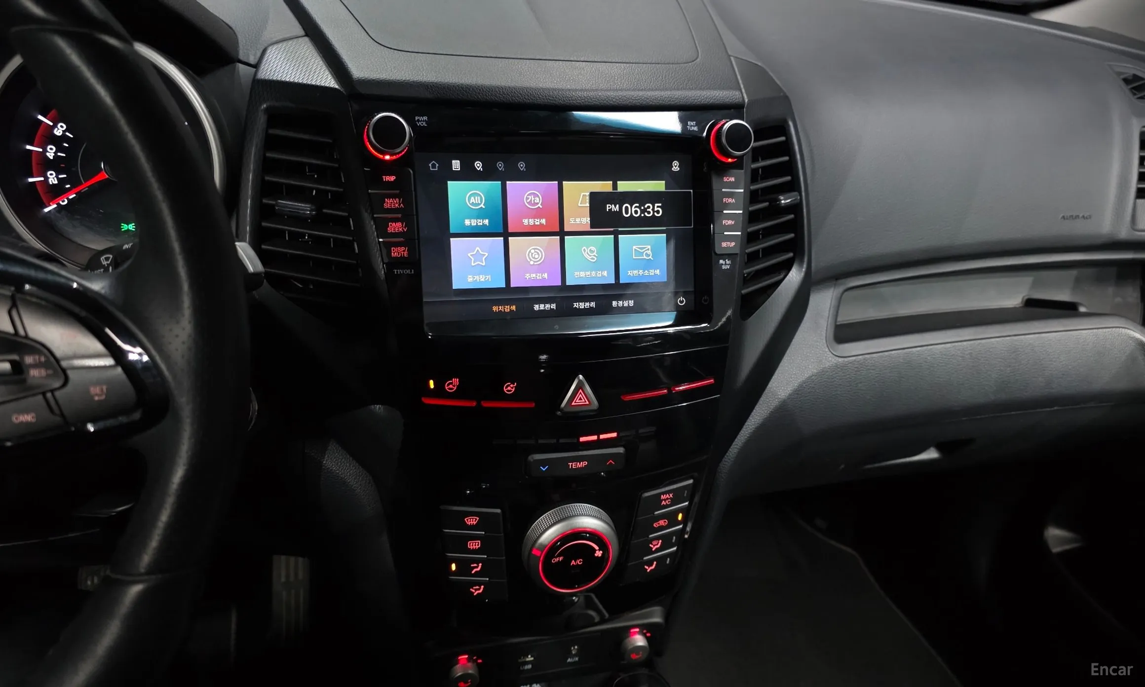 KG Mobility (SsangYong) Tivoli Air превью 14