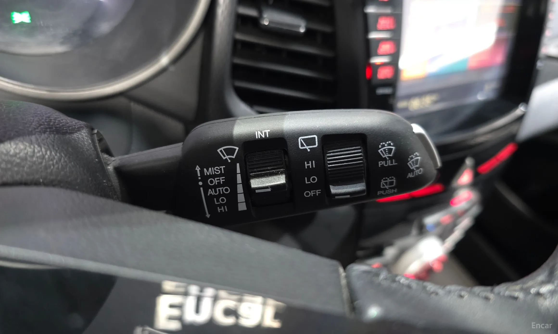 KG Mobility (SsangYong) Tivoli Air превью 19