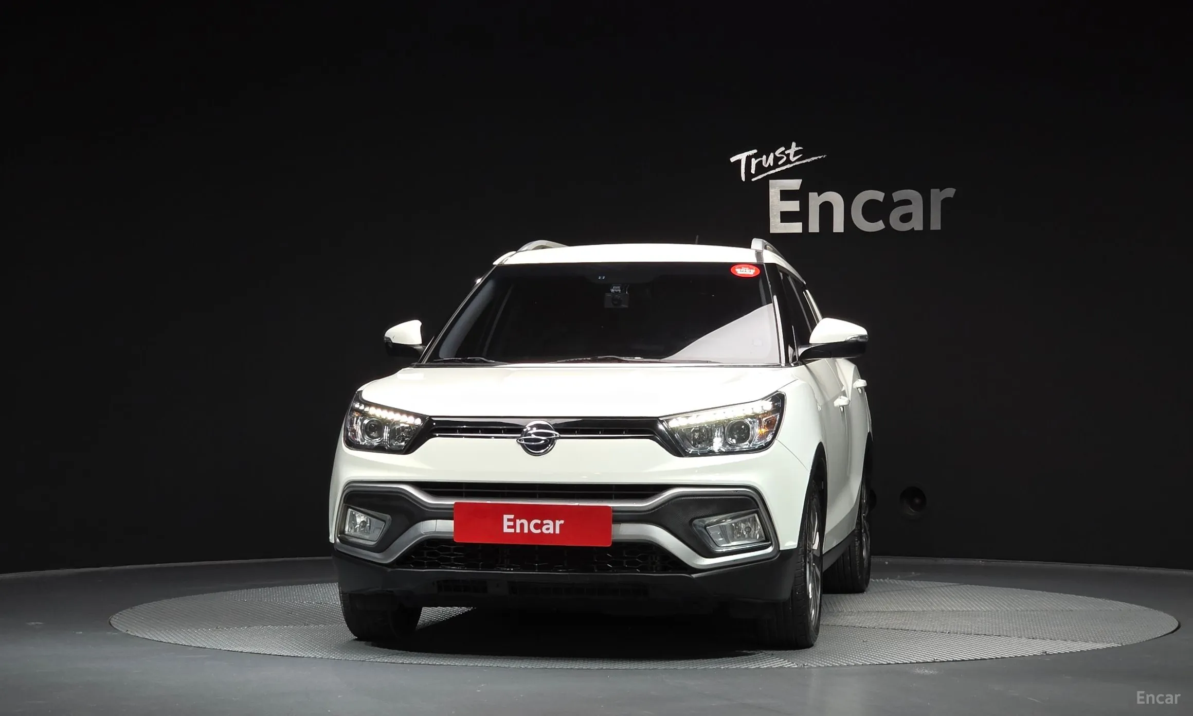 KG Mobility (SsangYong) Tivoli Air превью 3