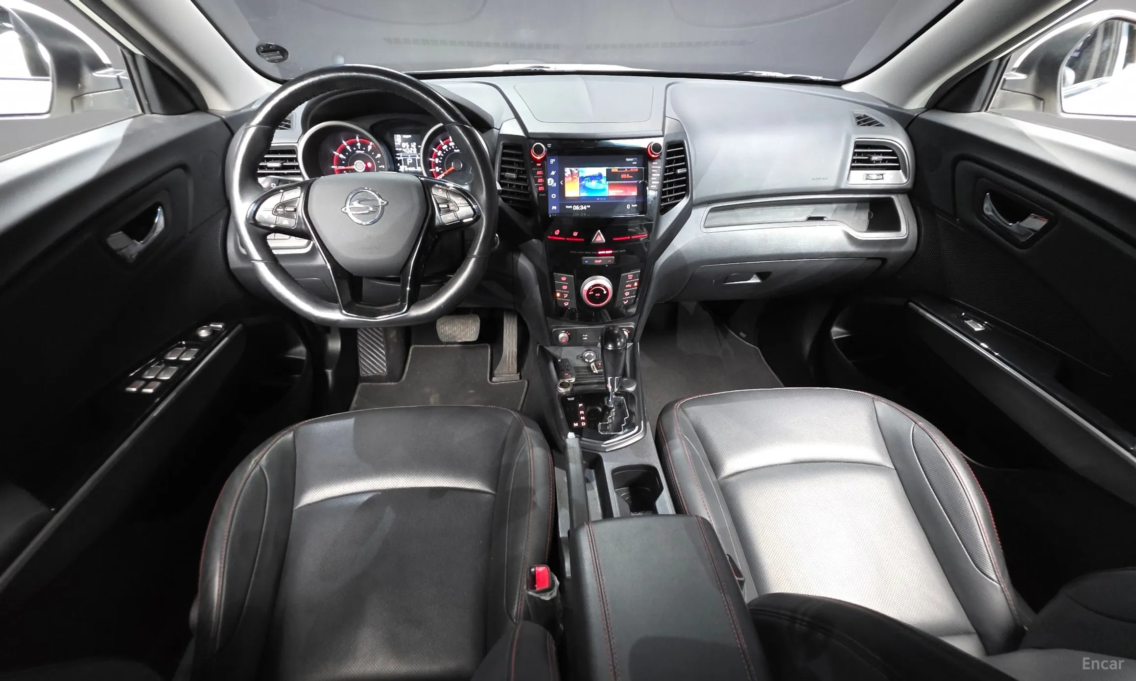 KG Mobility (SsangYong) Tivoli Air превью 7