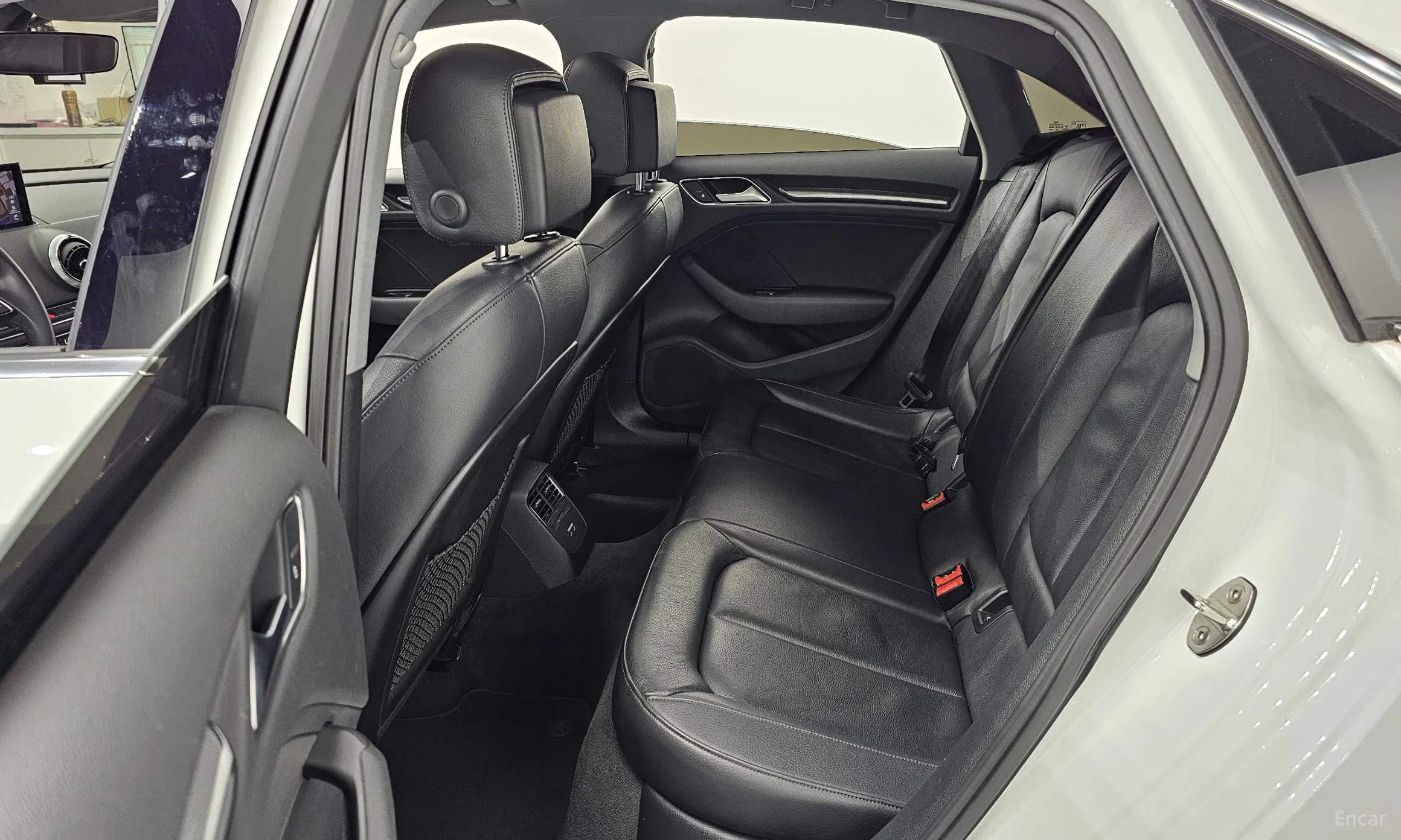 Audi New A3 превью 12