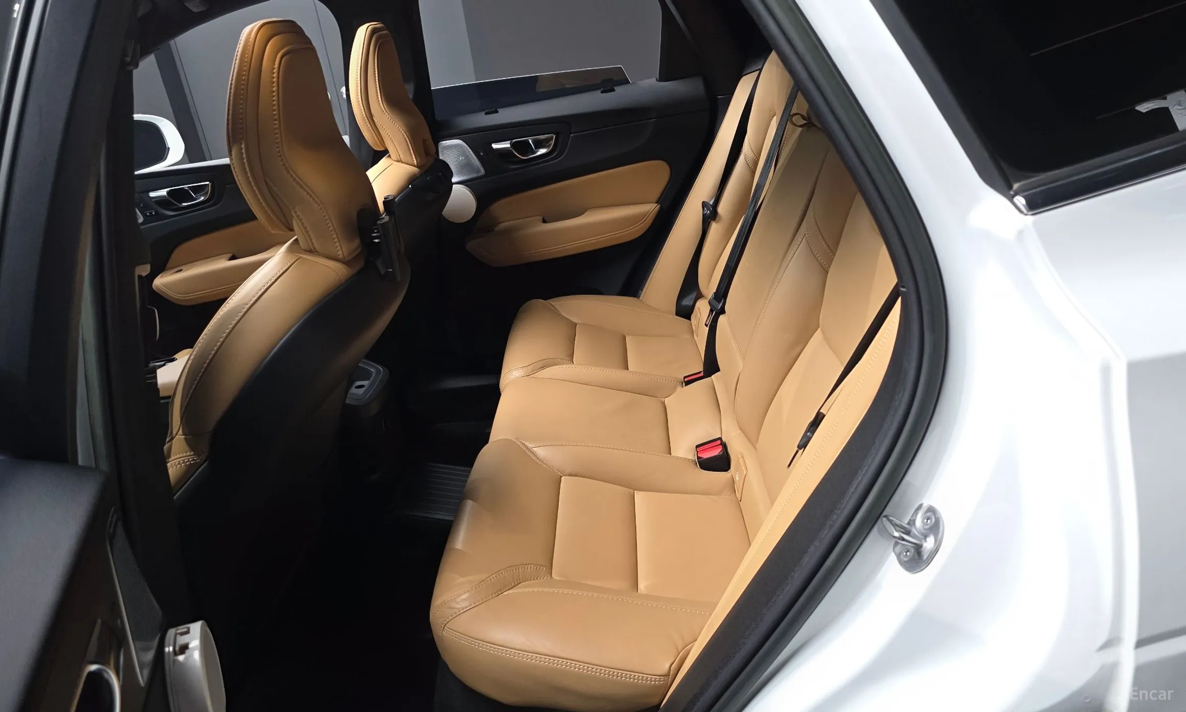 Volvo XC60 Gen 2 превью 11