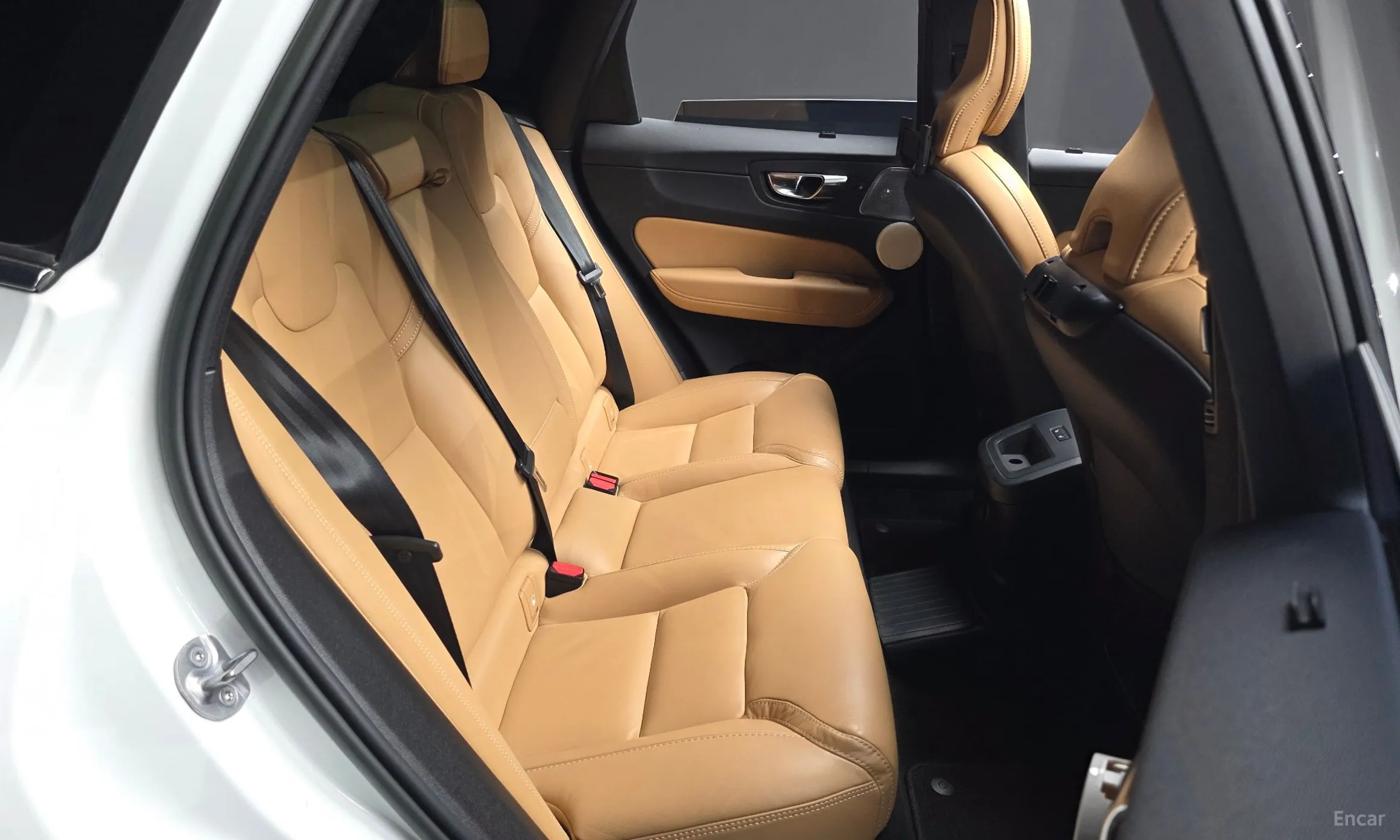 Volvo XC60 Gen 2 превью 12