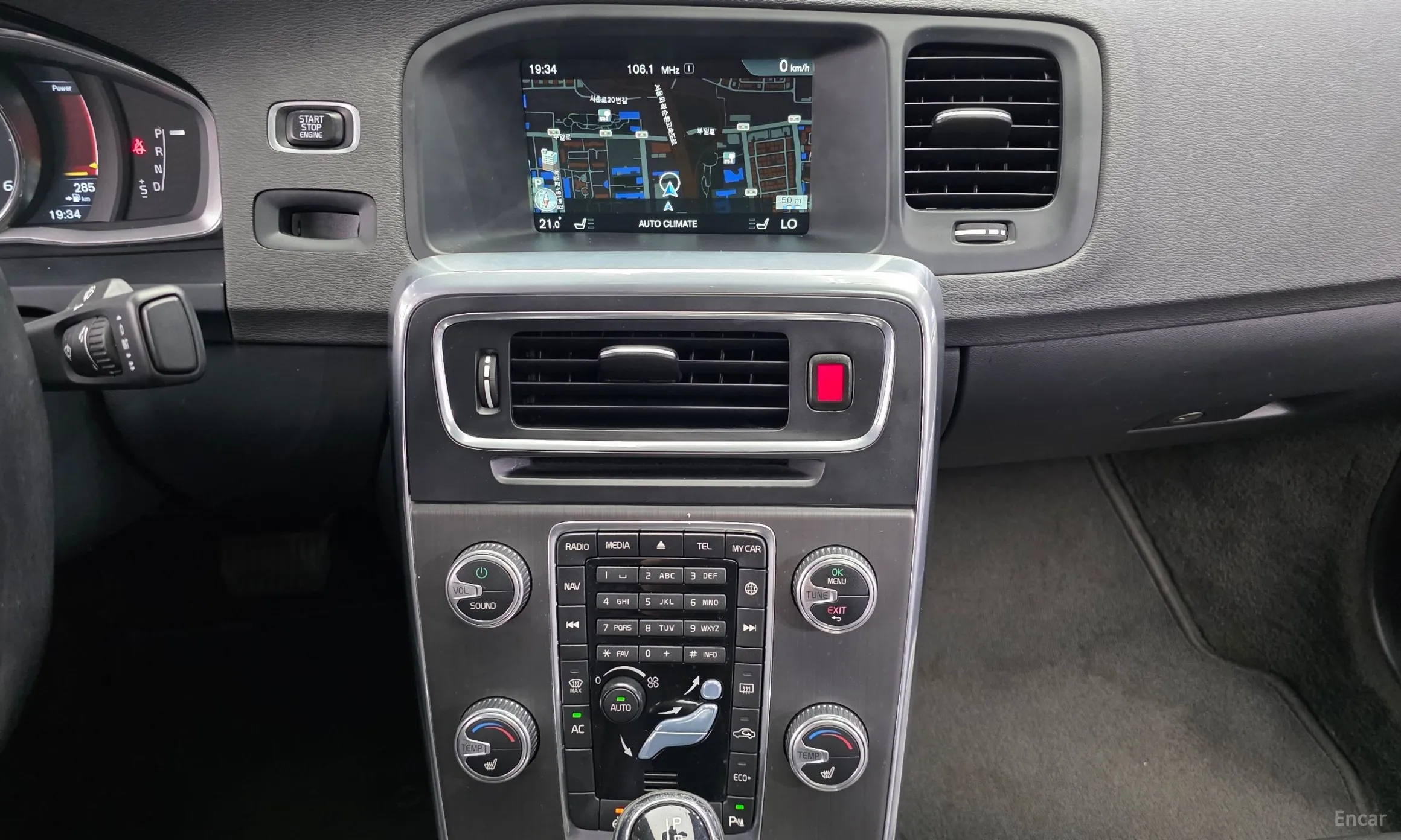 Volvo S60 превью 15